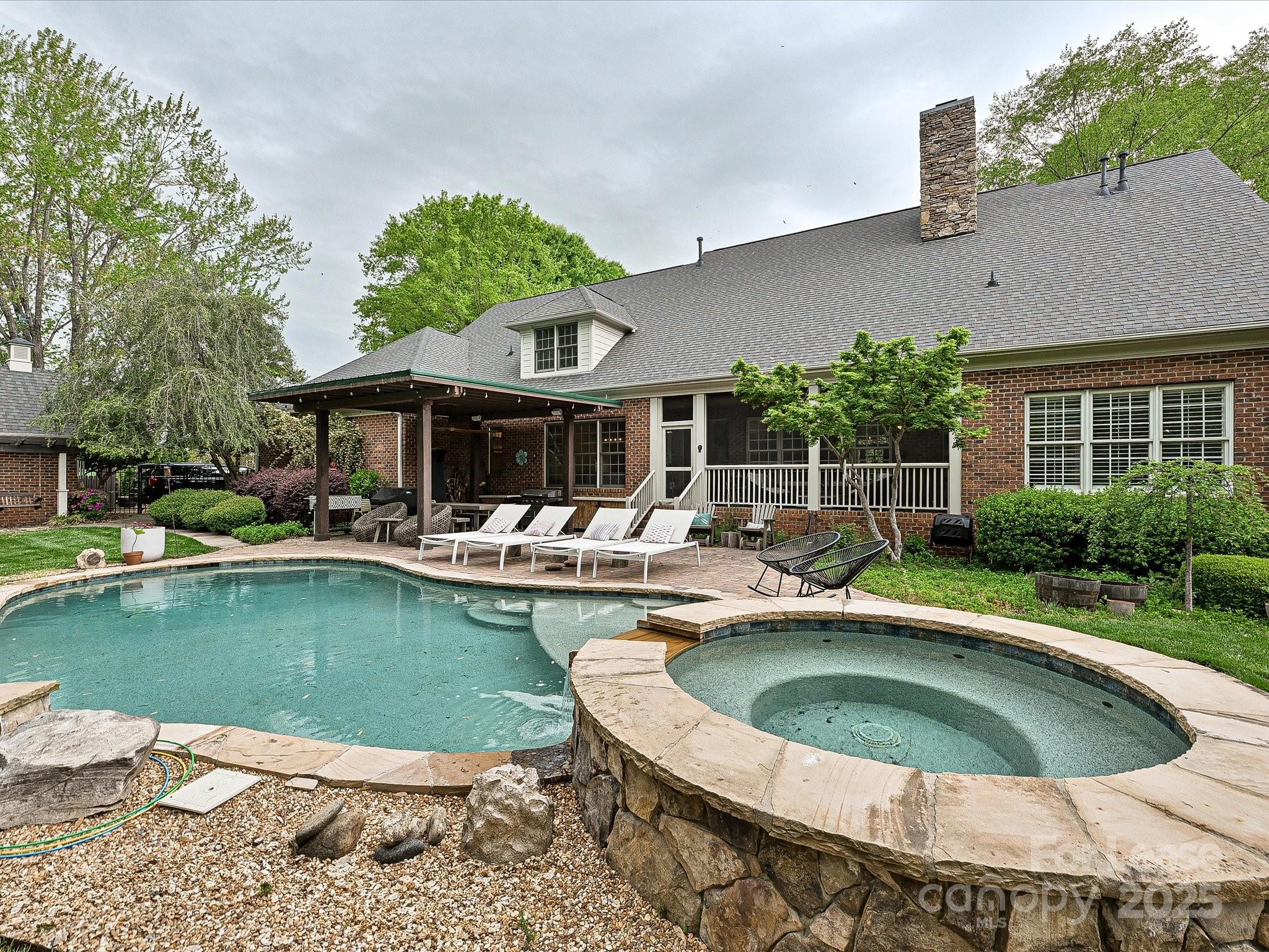 1126 Concord Road