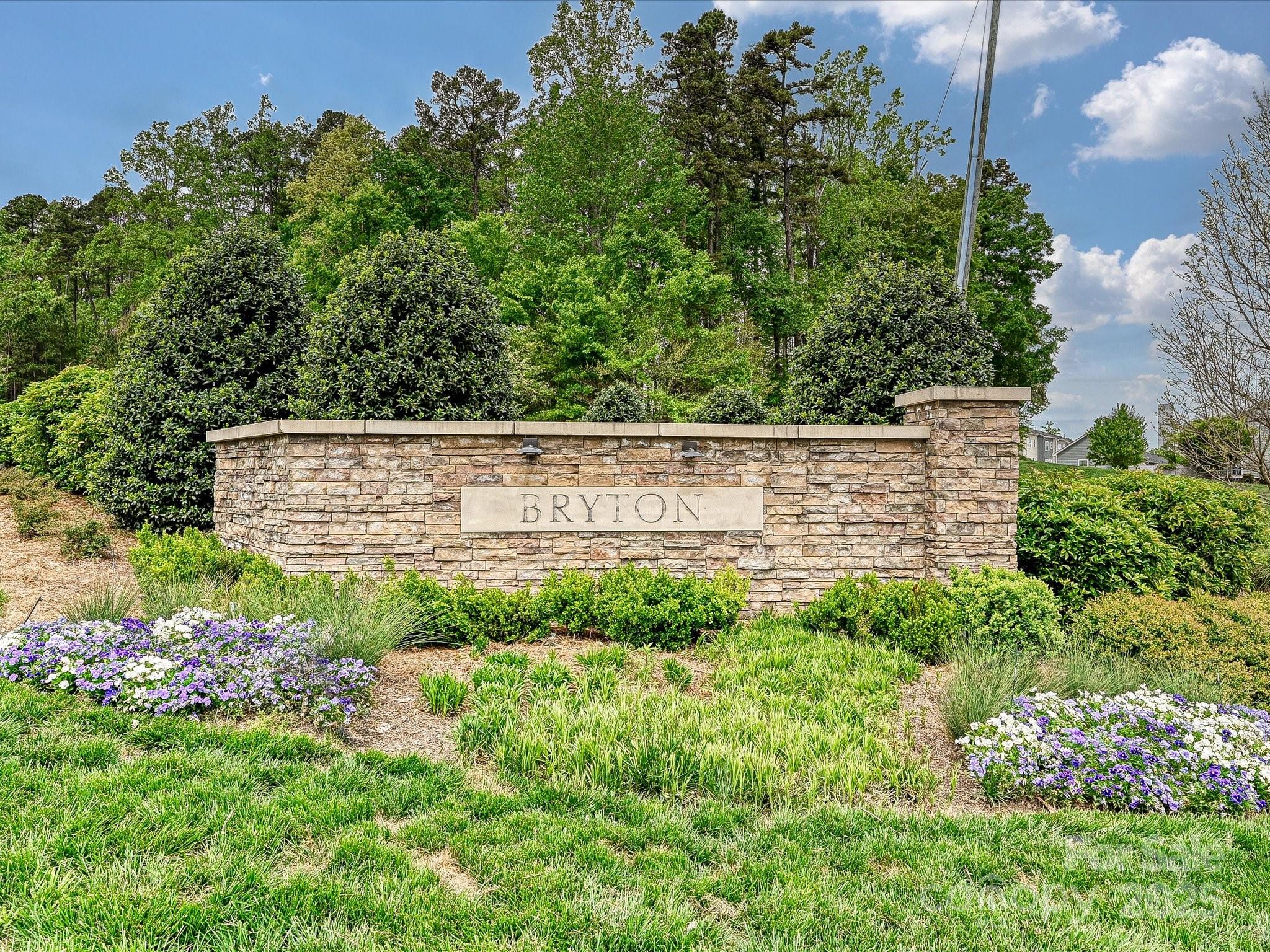 12641 Glowing Peak Road