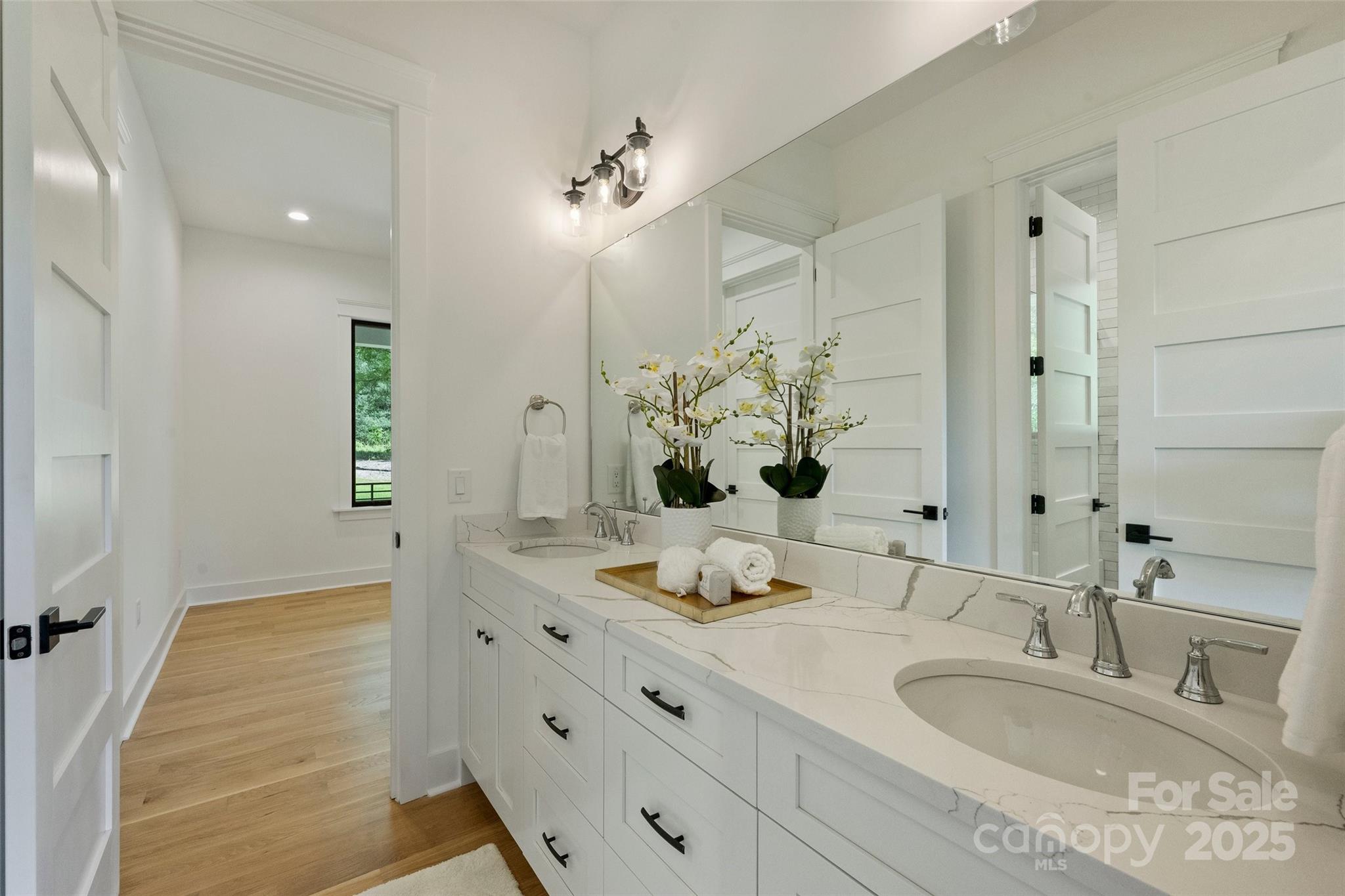 7768 Lynwood Lane