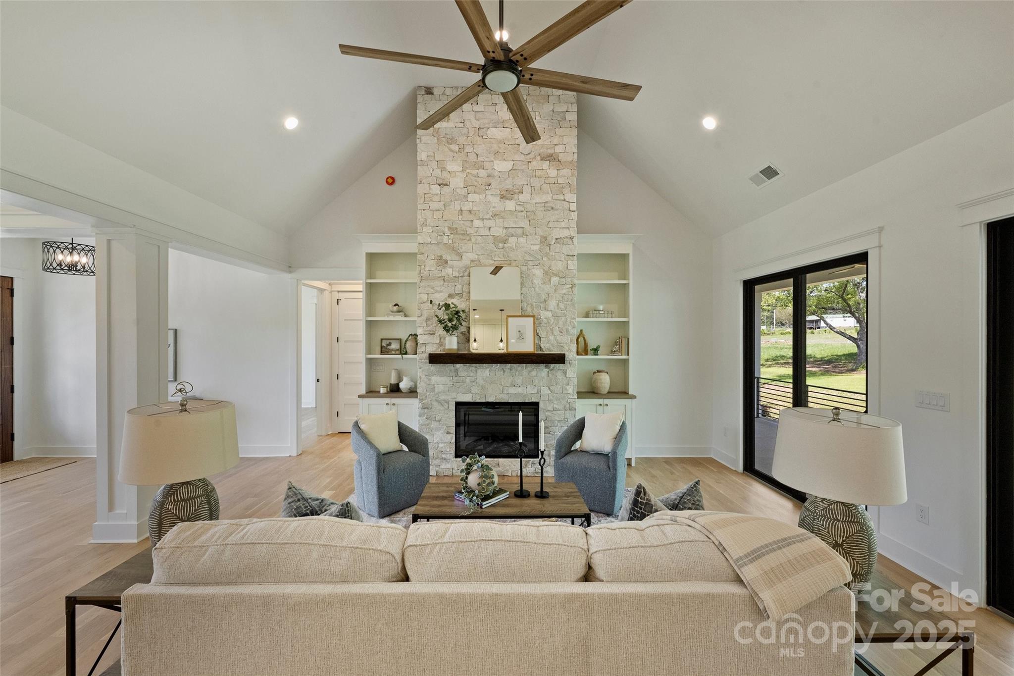 7768 Lynwood Lane