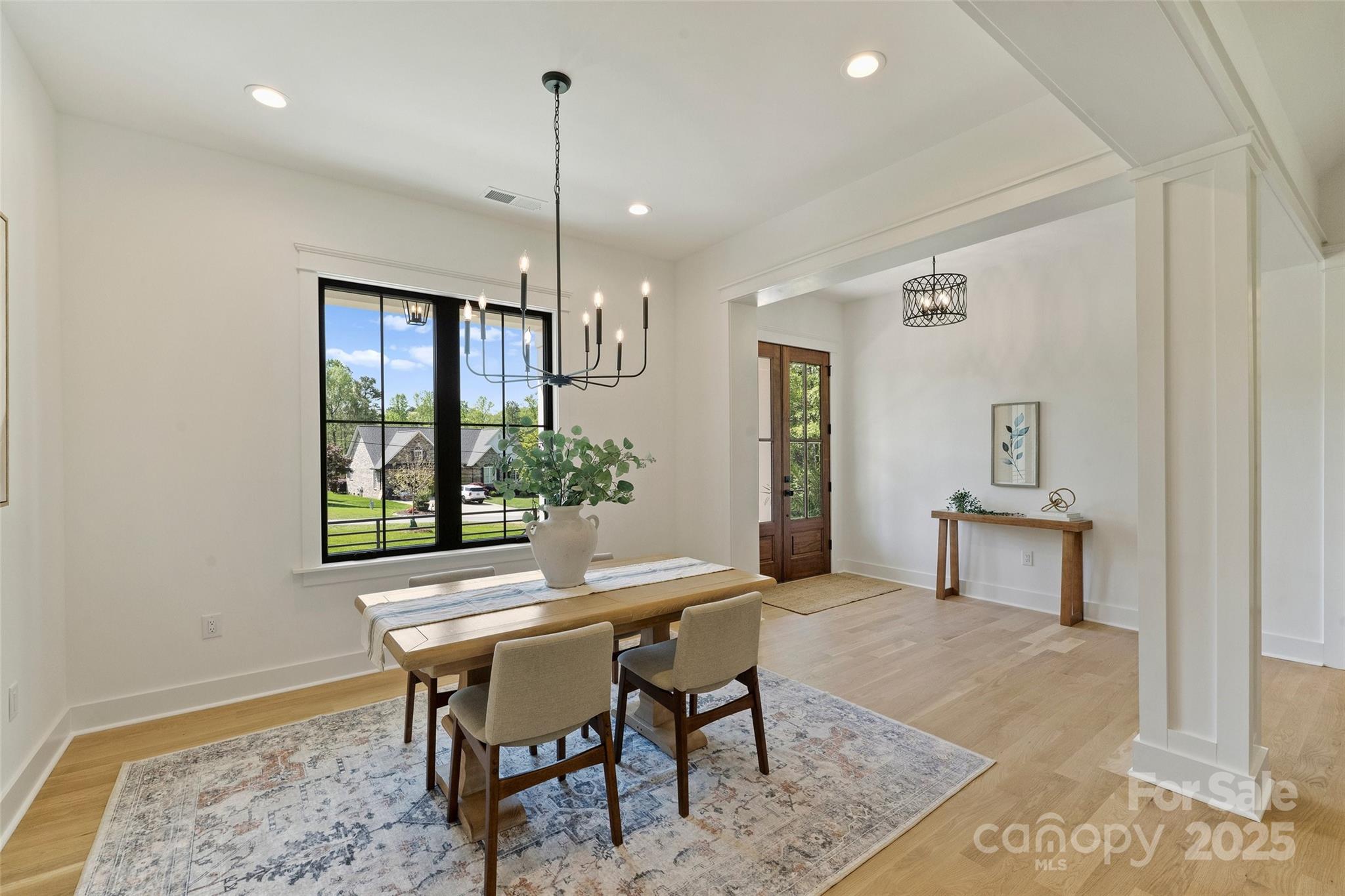 7768 Lynwood Lane