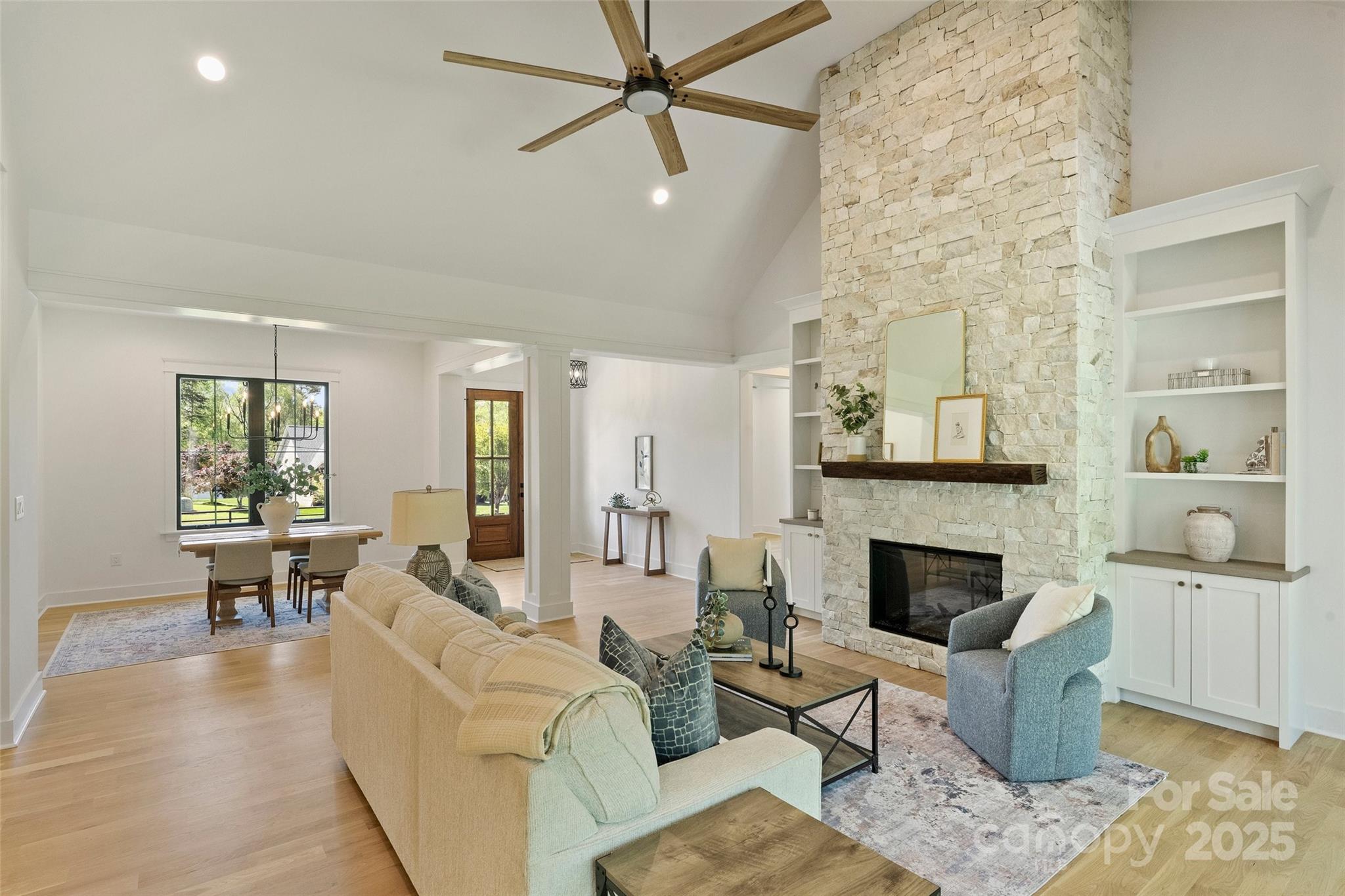 7768 Lynwood Lane