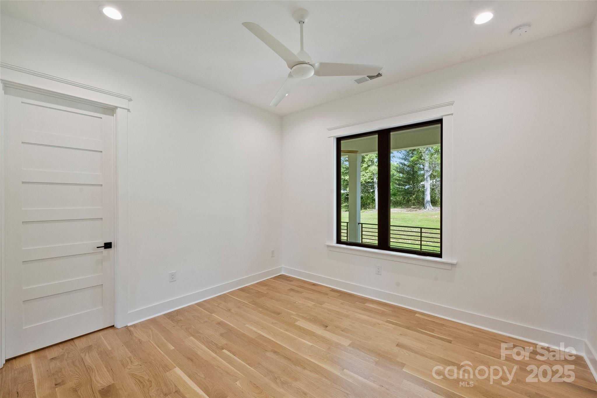 7768 Lynwood Lane