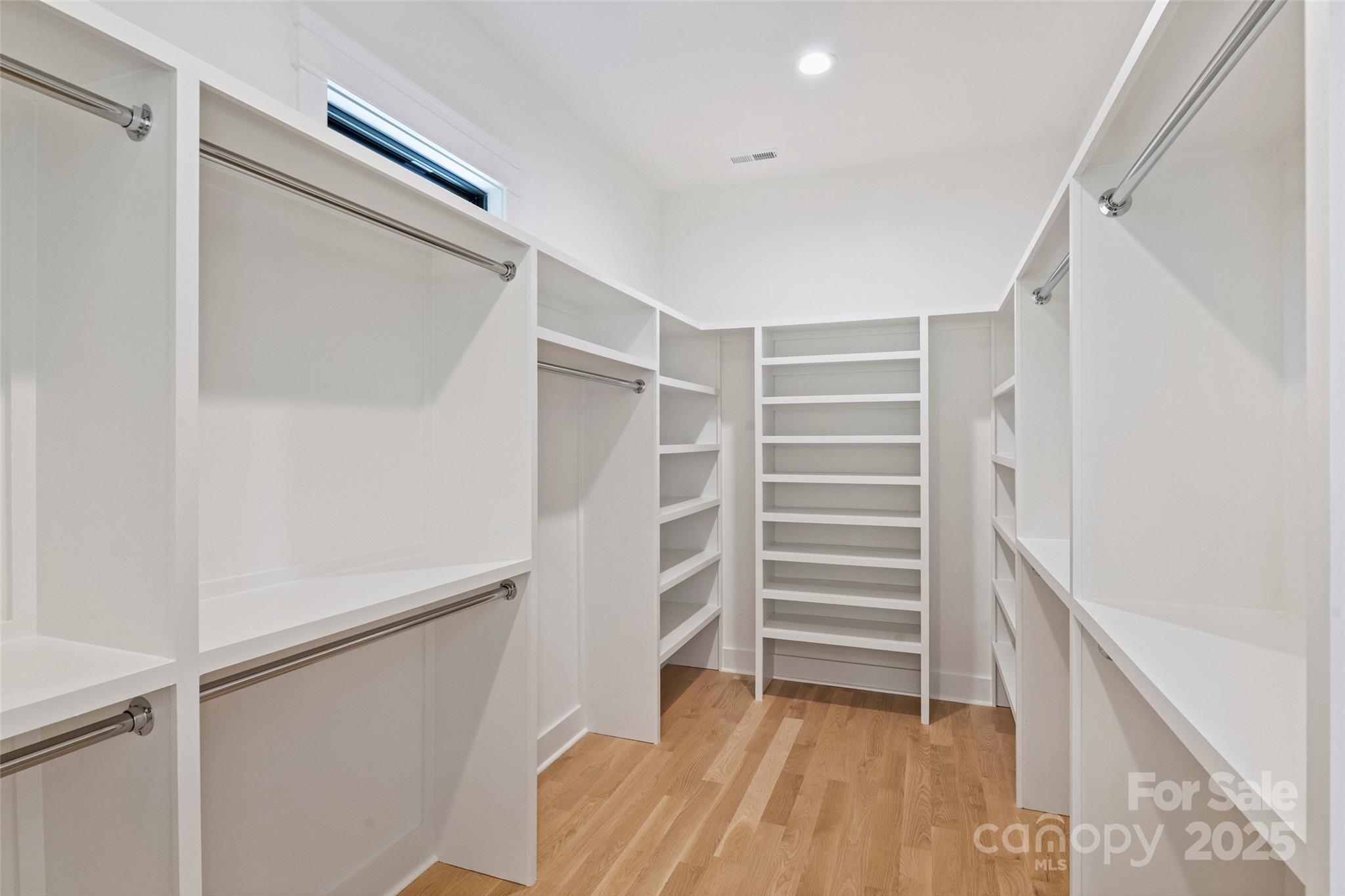 7768 Lynwood Lane
