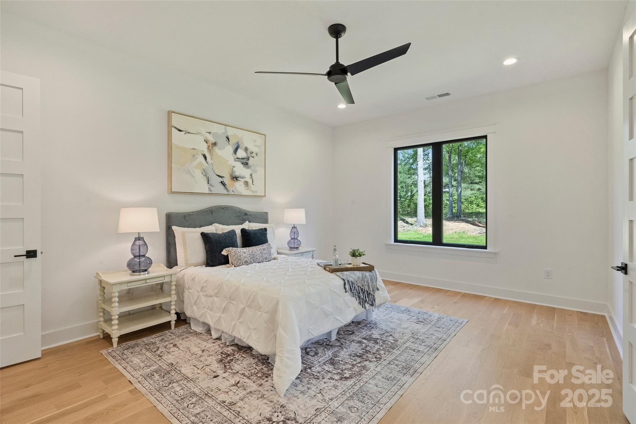 7768 Lynwood Lane