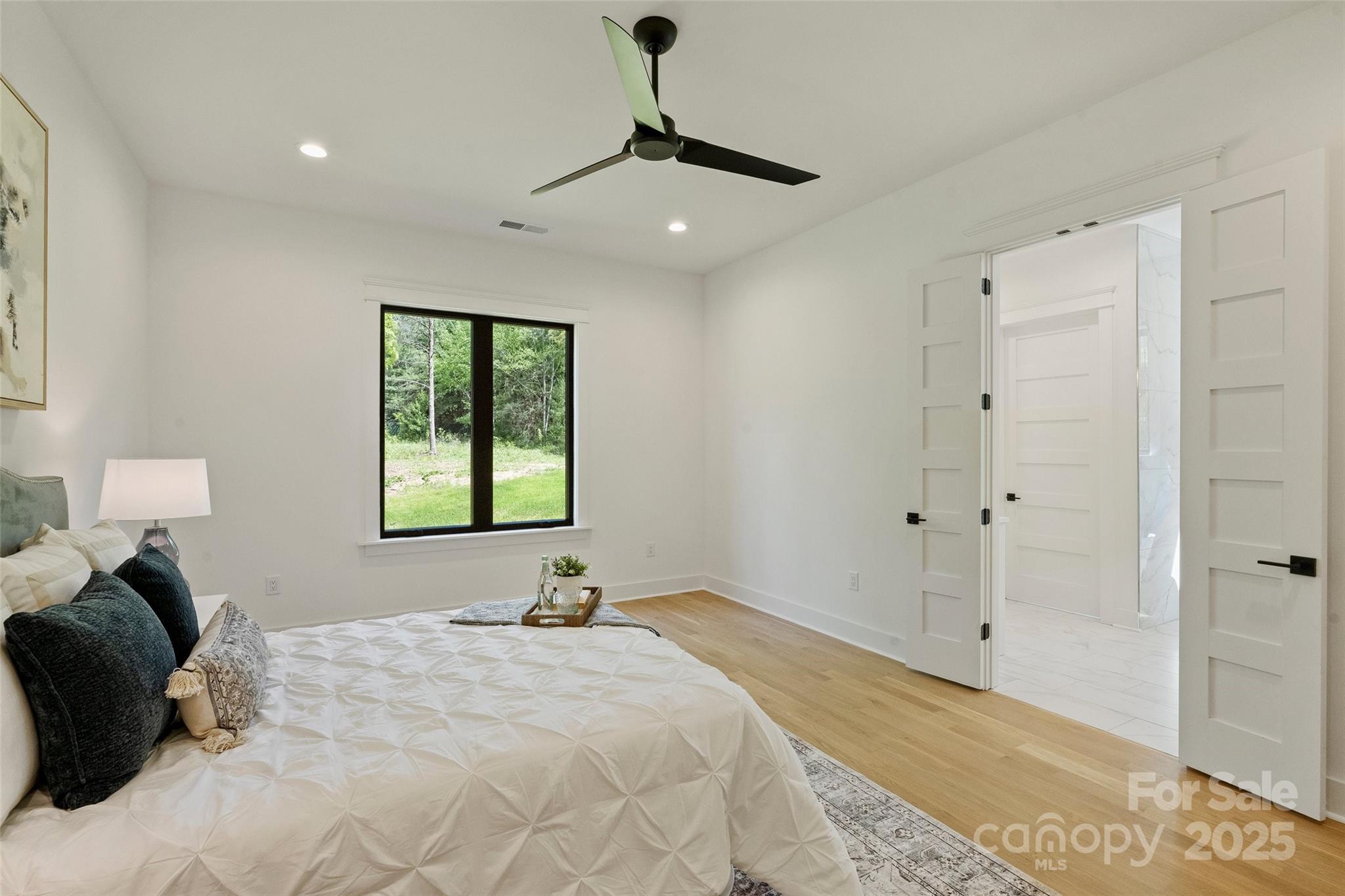 7768 Lynwood Lane