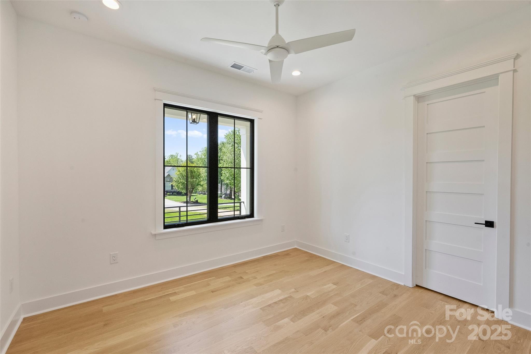 7768 Lynwood Lane