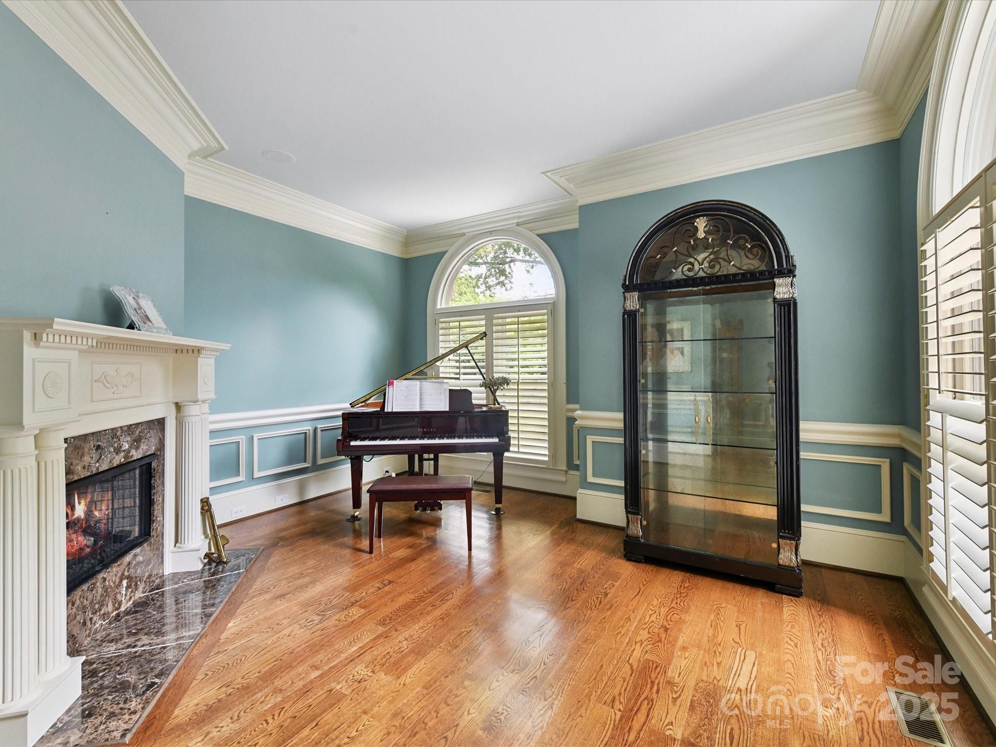 18201 Mainsail Pointe Drive