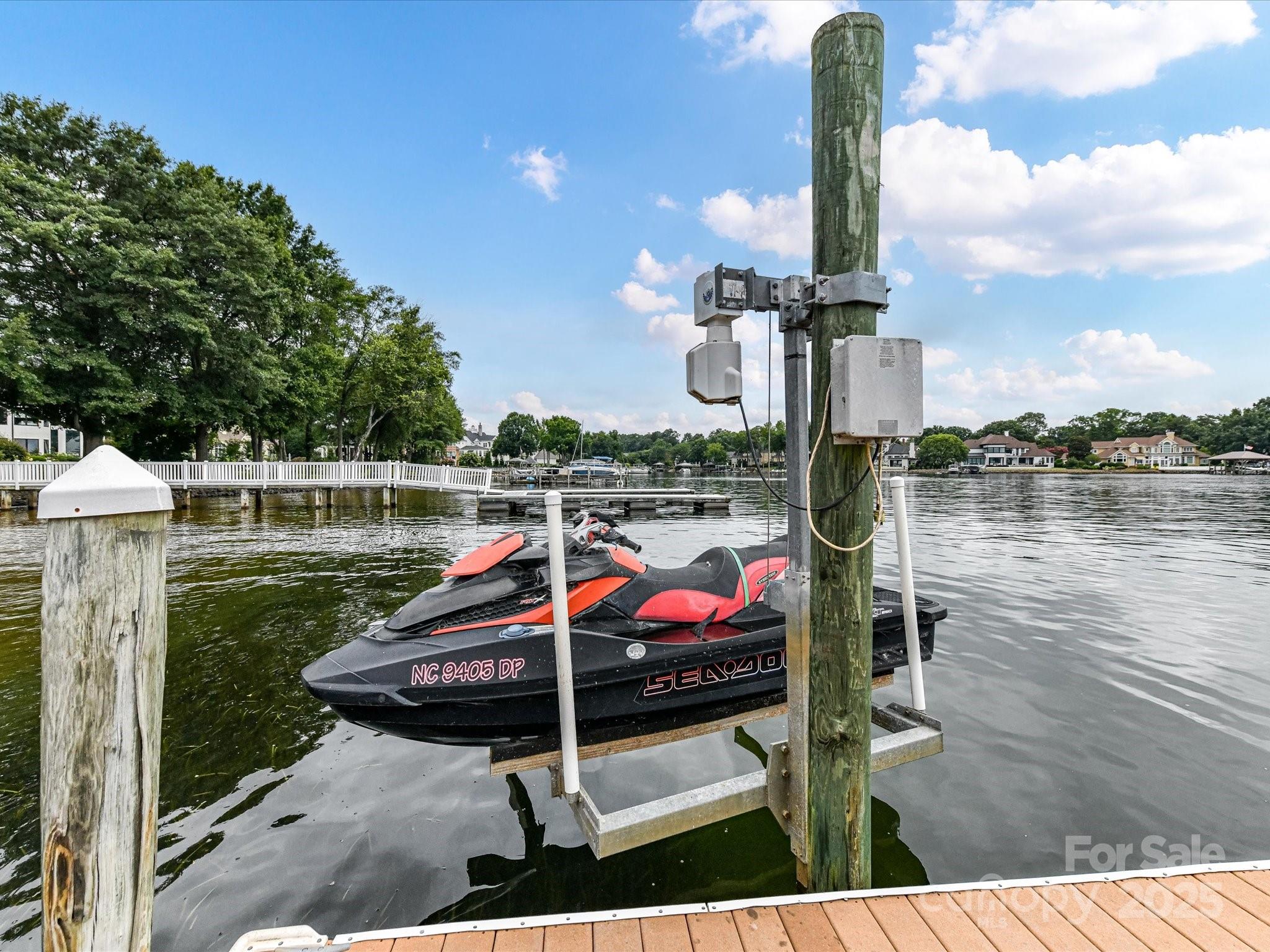 18201 Mainsail Pointe Drive