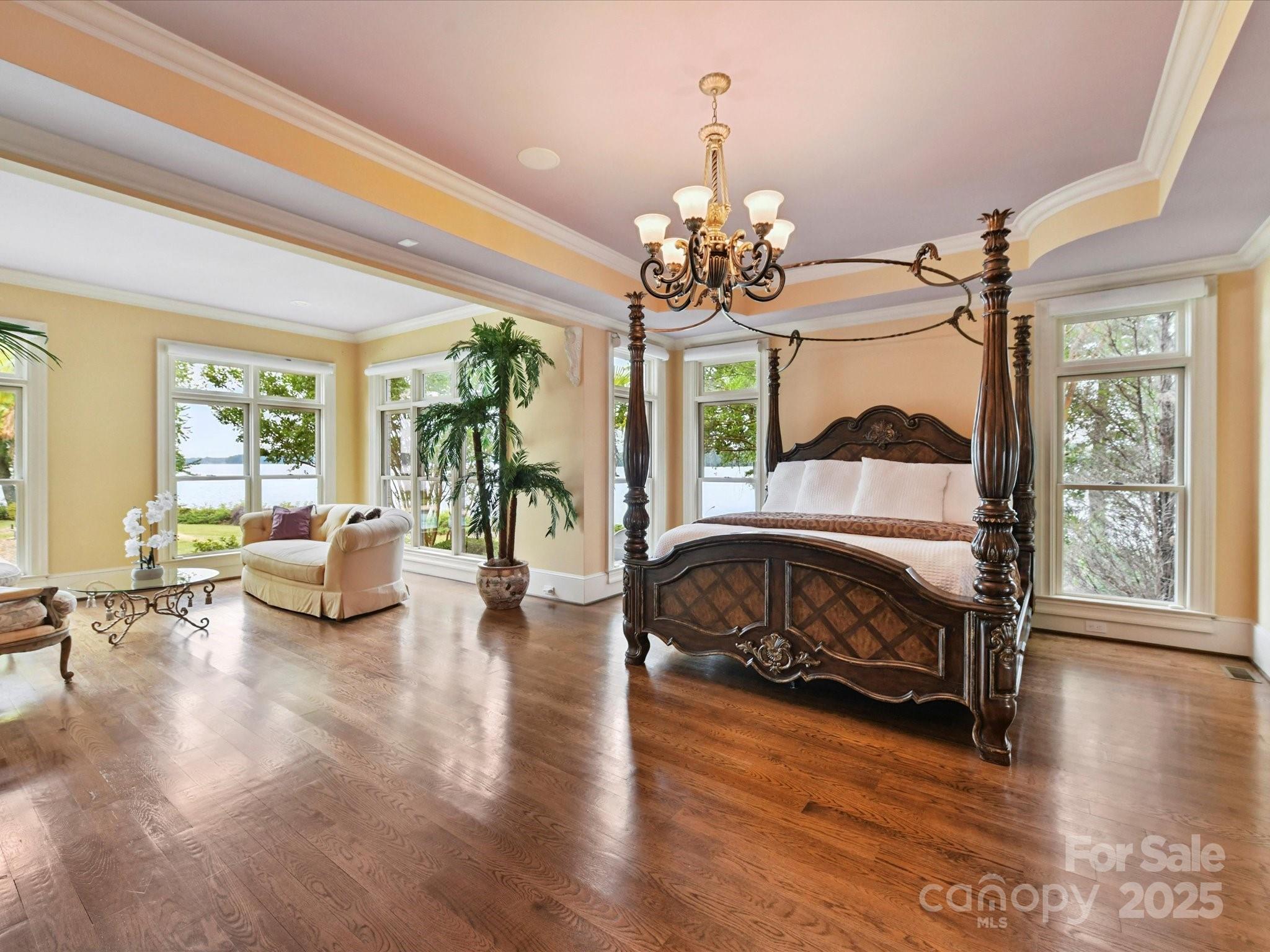 18201 Mainsail Pointe Drive