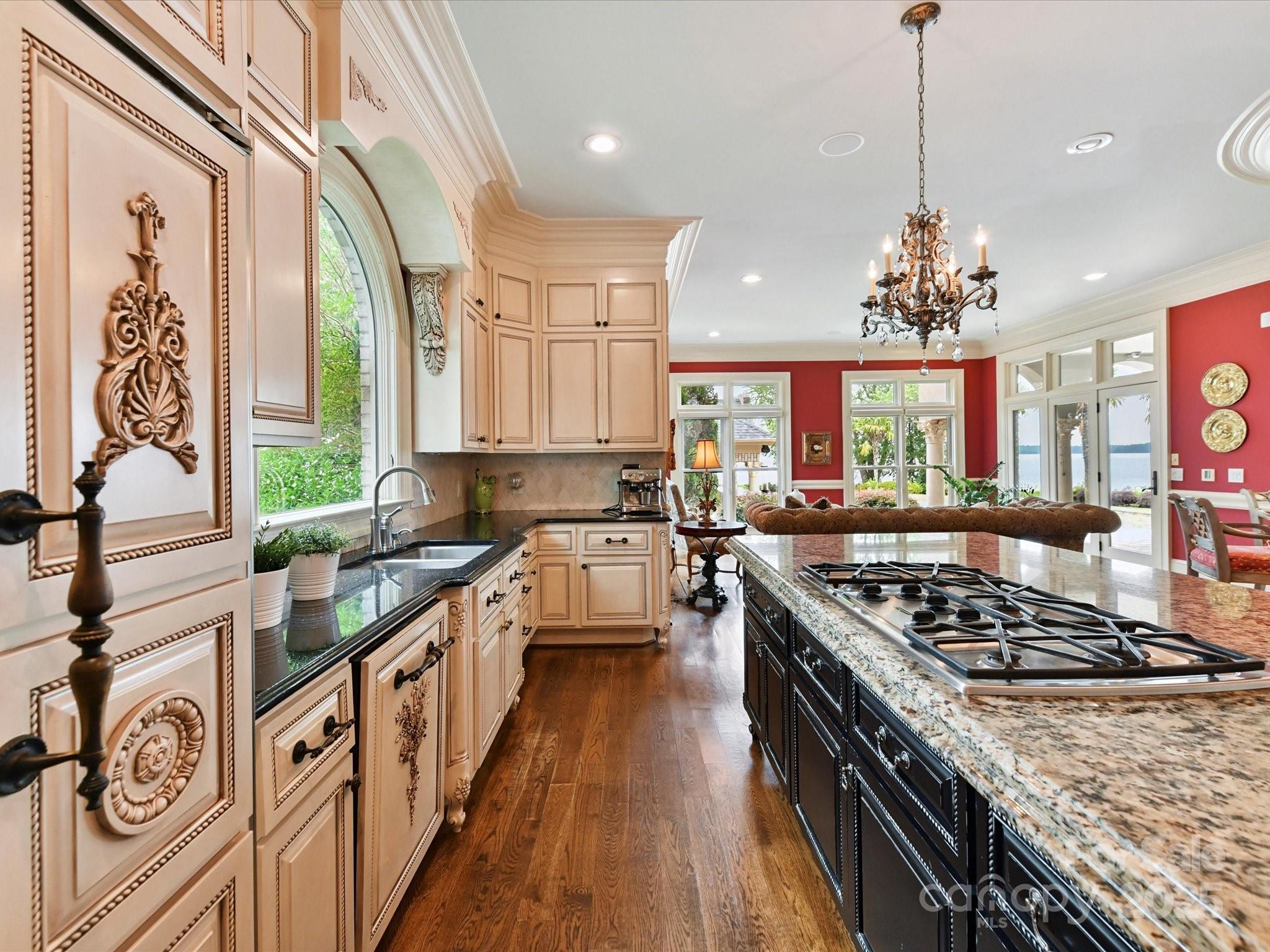 18201 Mainsail Pointe Drive