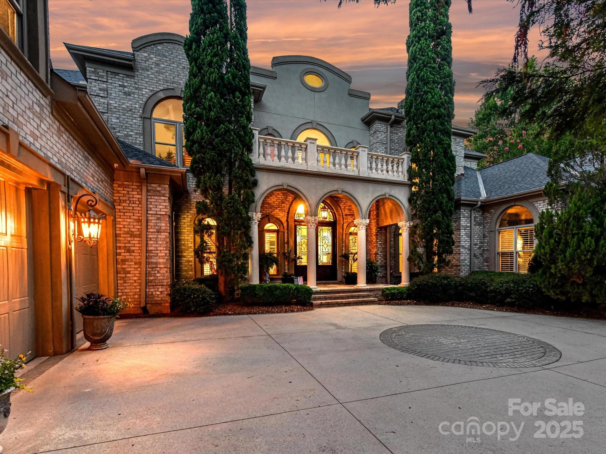 18201 Mainsail Pointe Drive