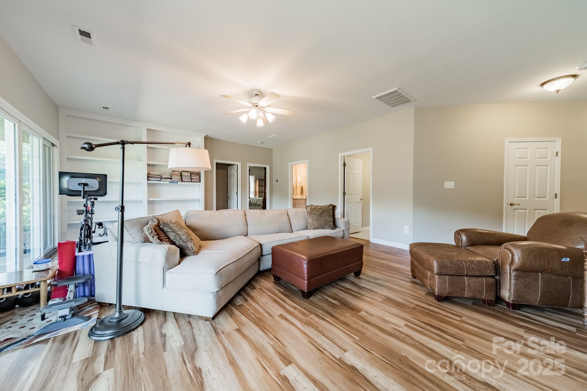 410 Catalina Drive