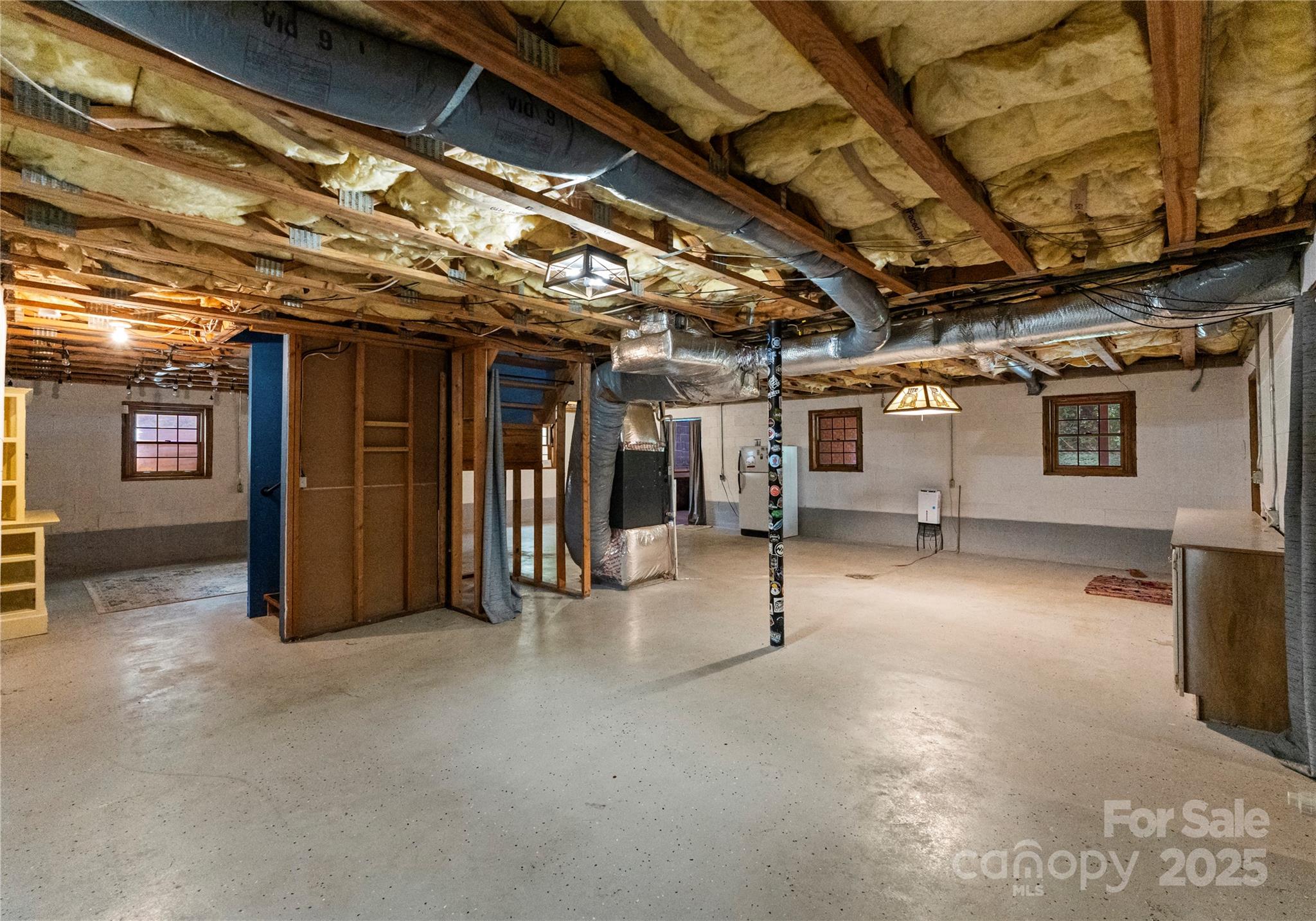 341 N Mulberry Street
