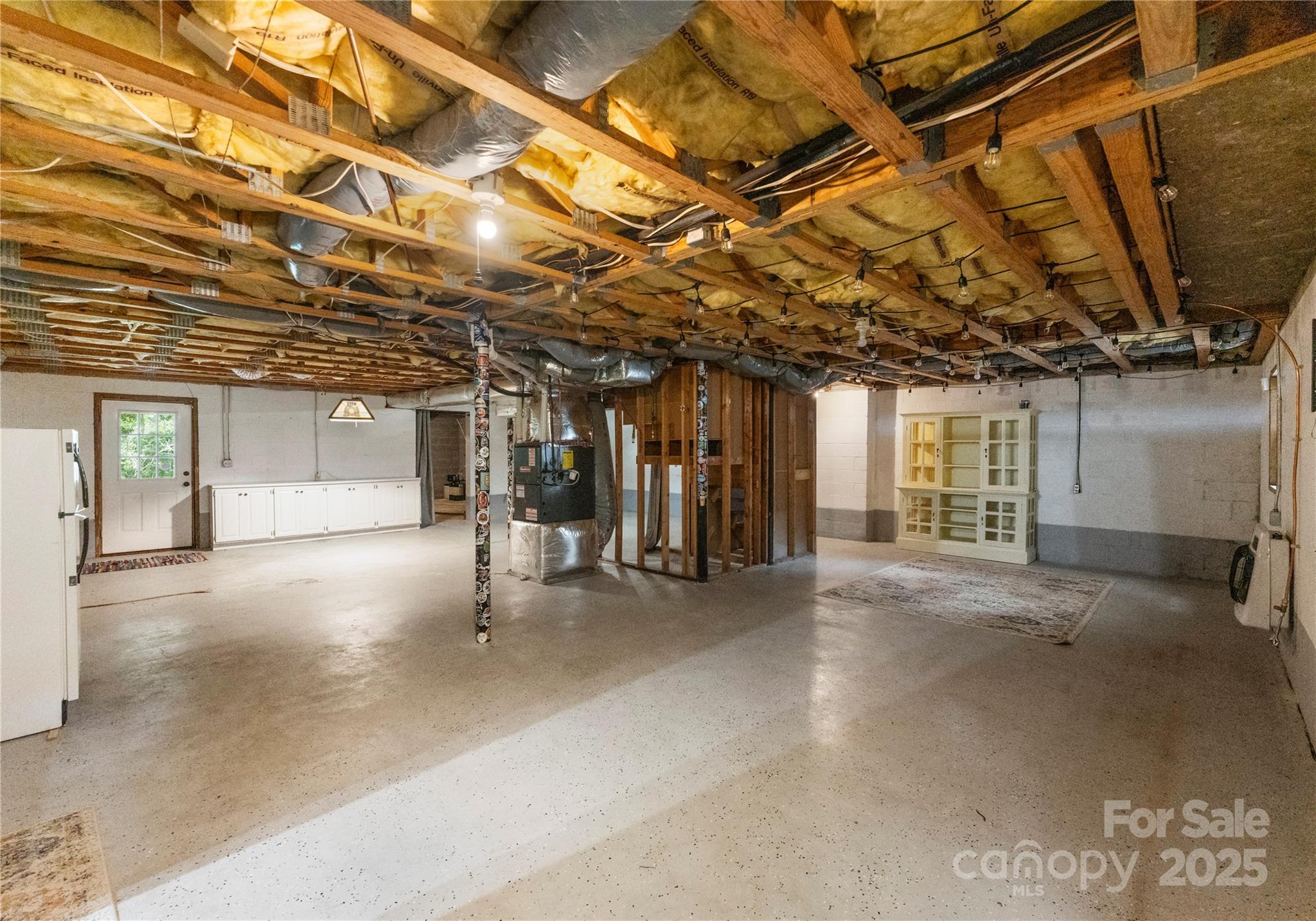 341 N Mulberry Street