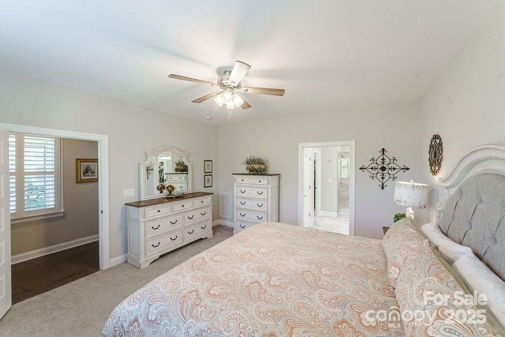 4830 Looking Glass Trail