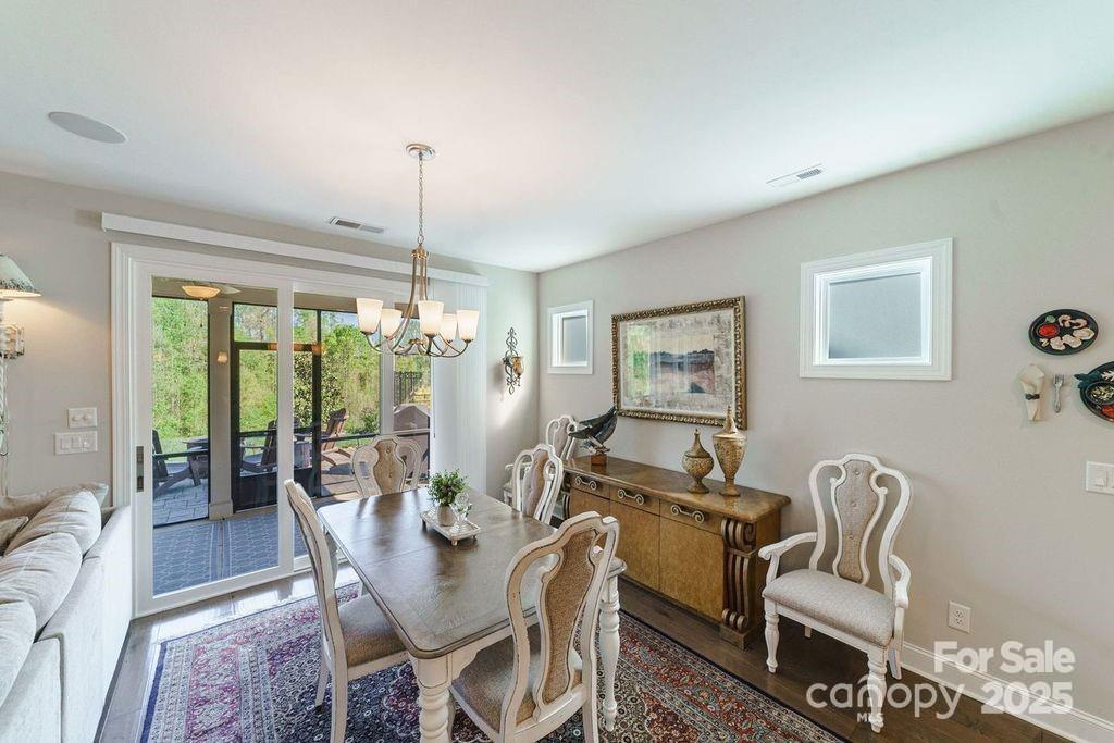 4830 Looking Glass Trail