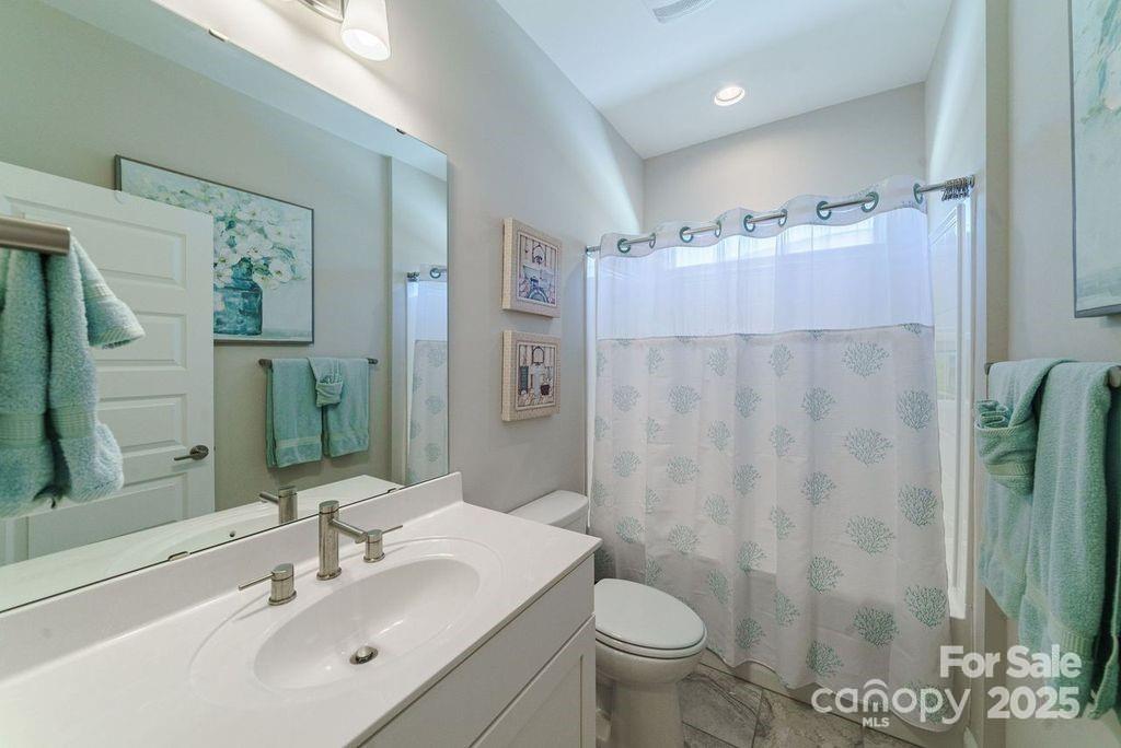 4830 Looking Glass Trail