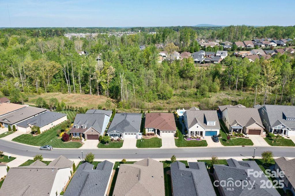 4830 Looking Glass Trail