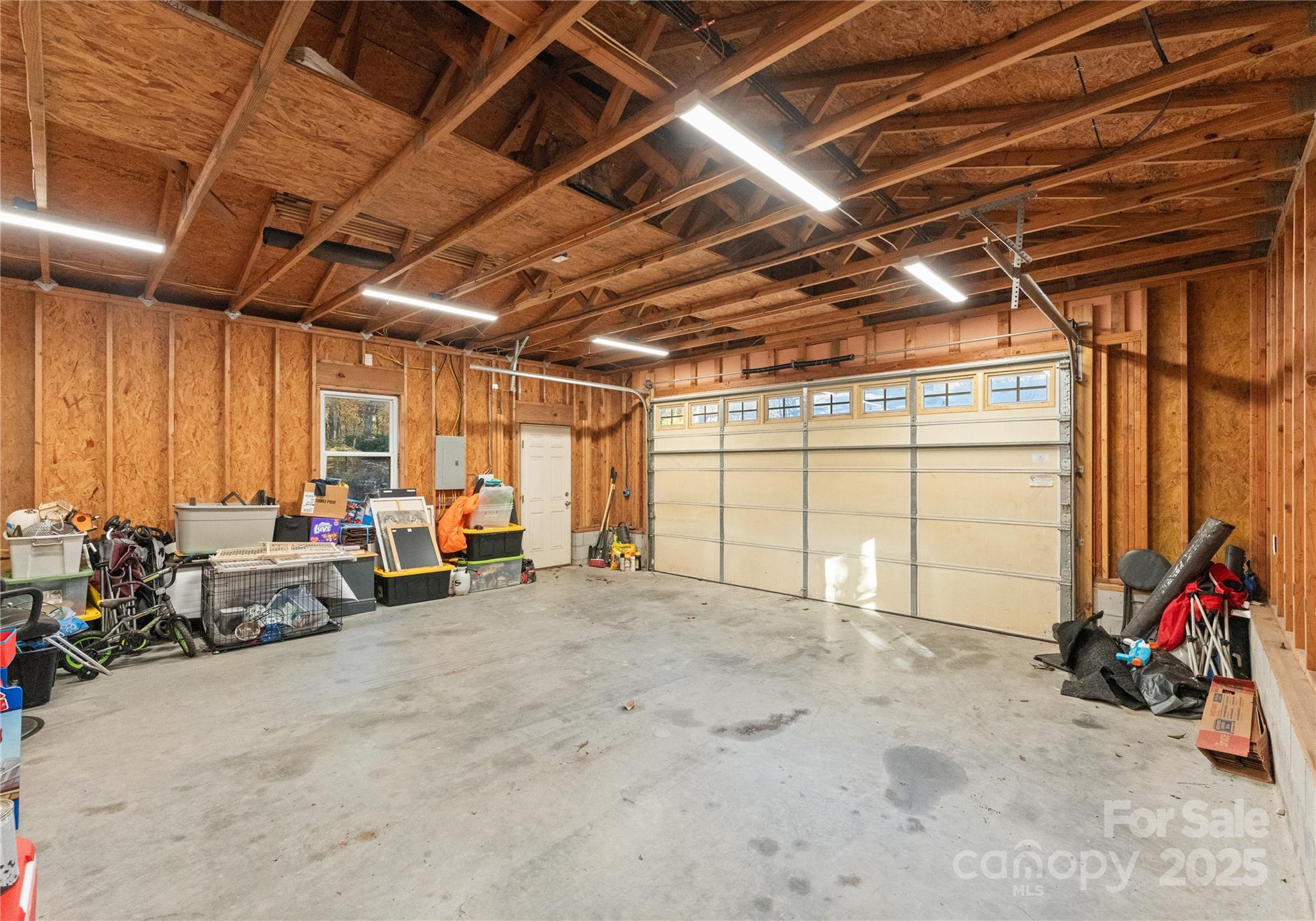 148 Woodland Drive SW