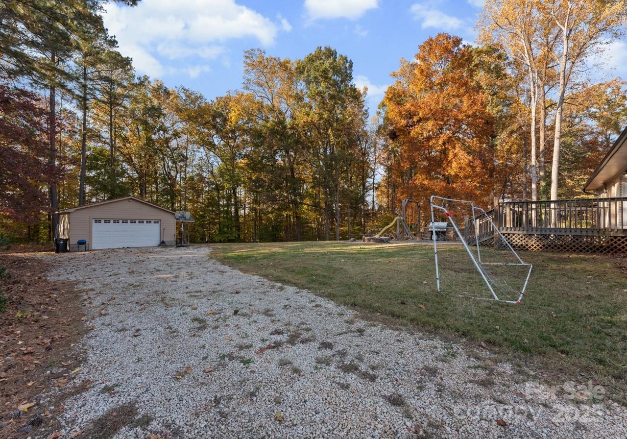 148 Woodland Drive SW