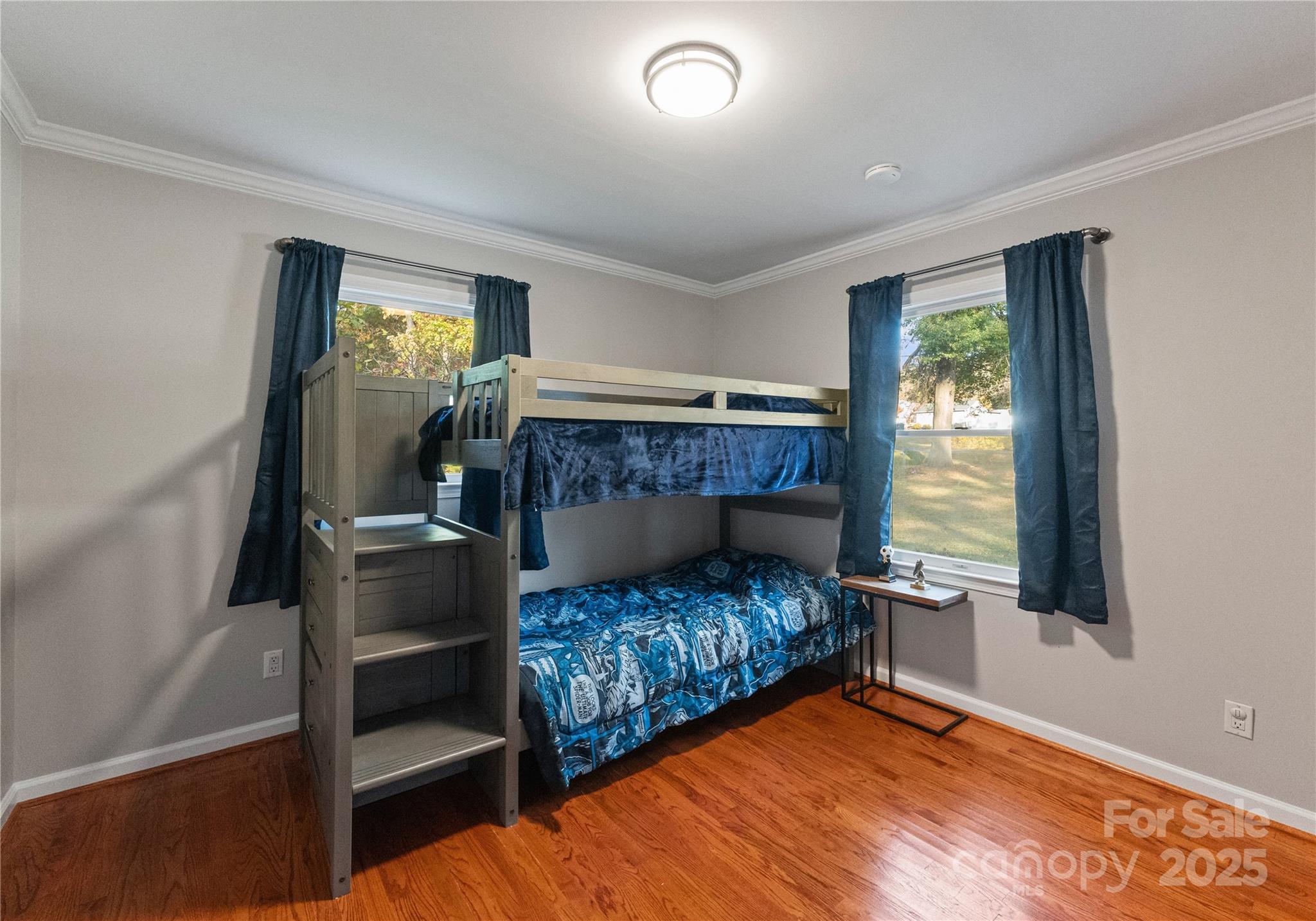 148 Woodland Drive SW