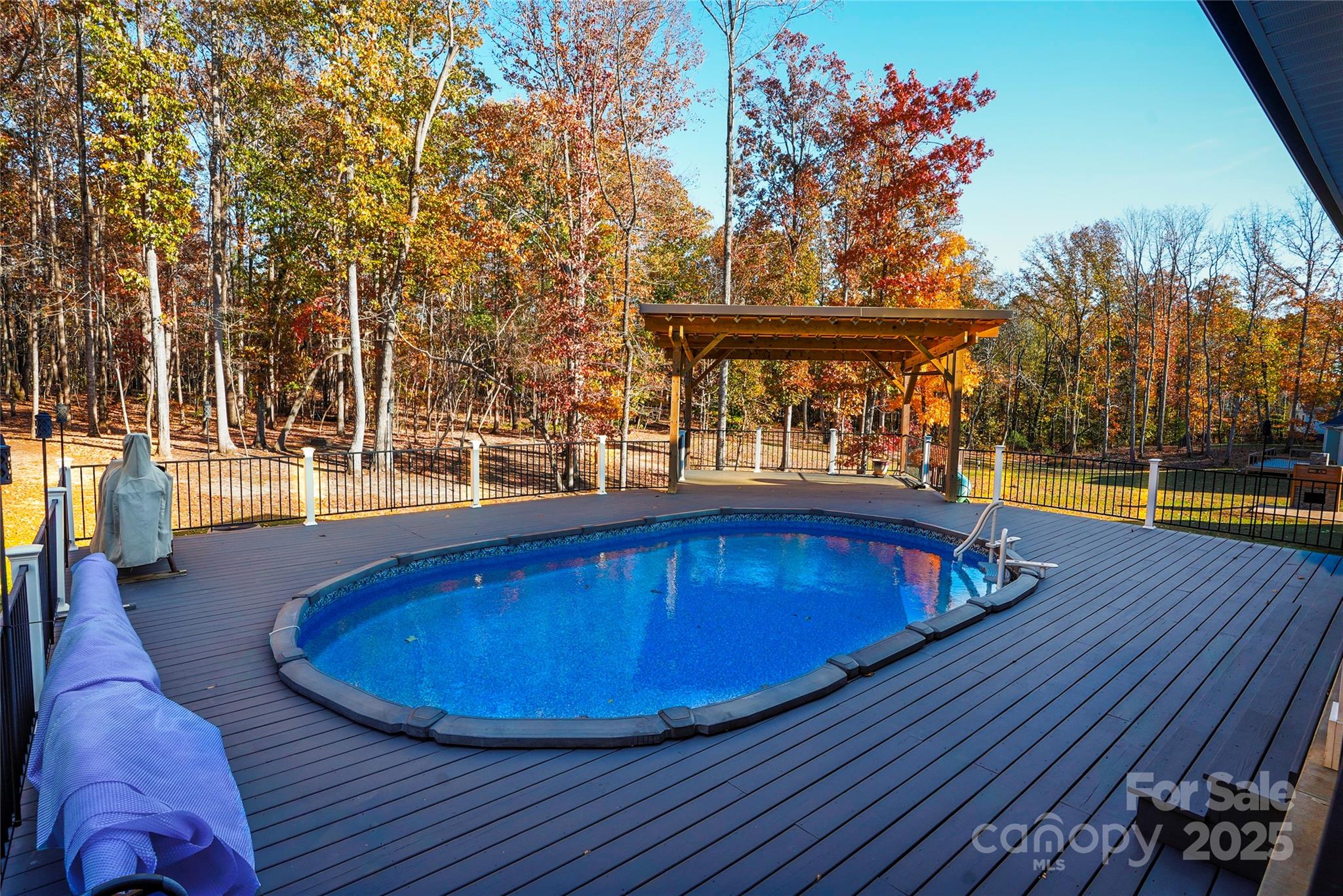 2606 Lee Lawing Road