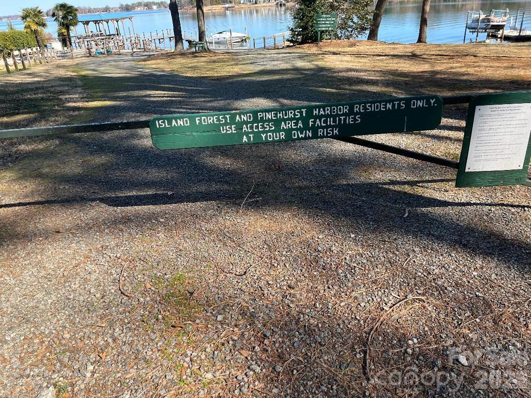 21410 Pinecrest Place