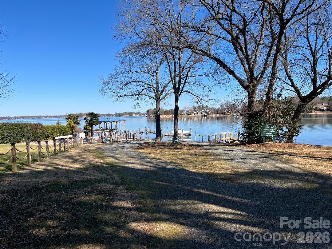 21410 Pinecrest Place