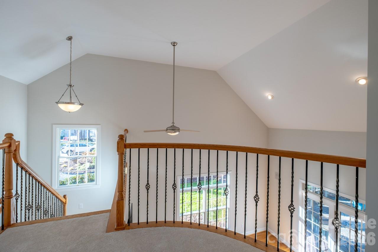 21410 Pinecrest Place