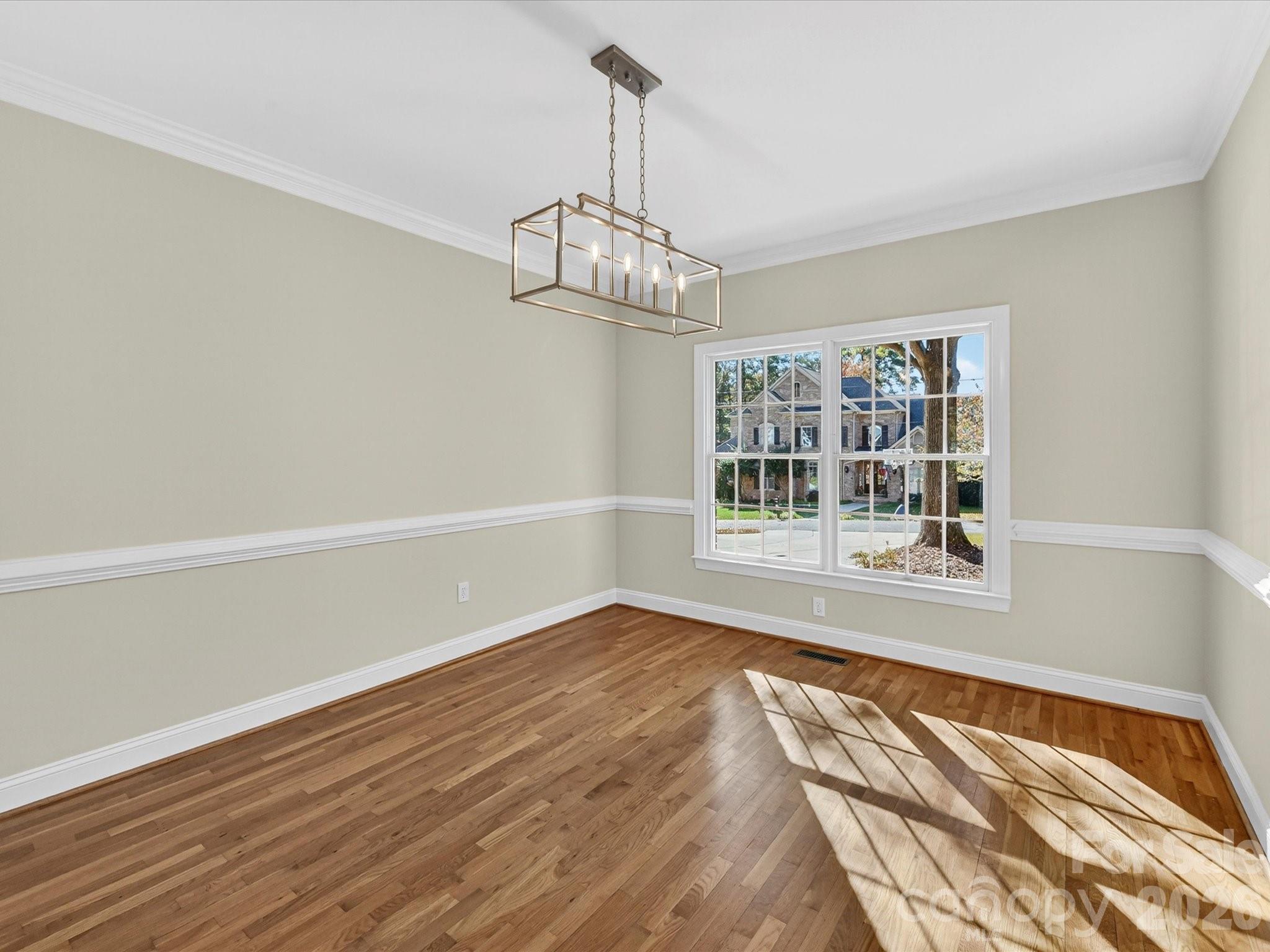 21410 Pinecrest Place