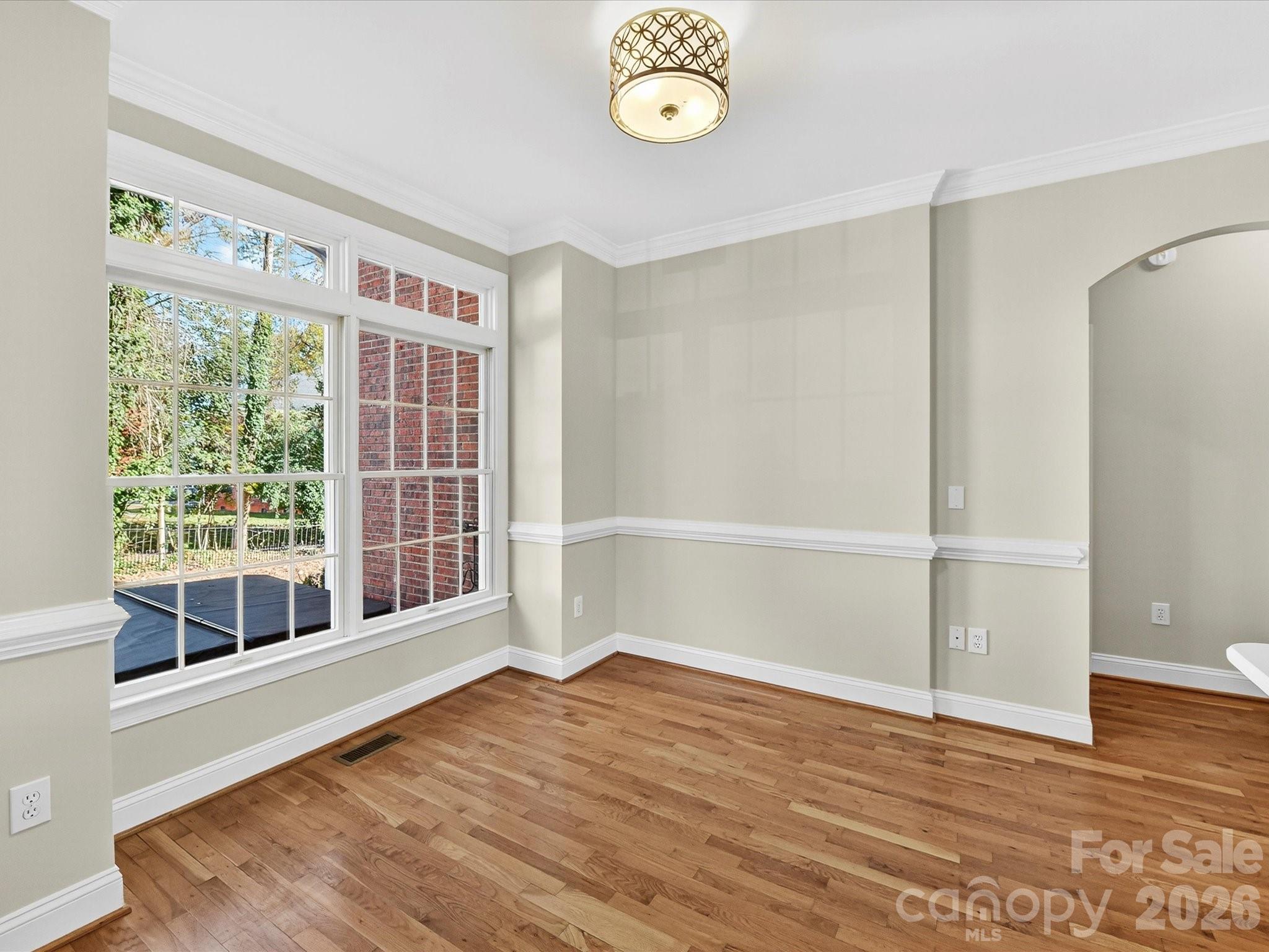 21410 Pinecrest Place