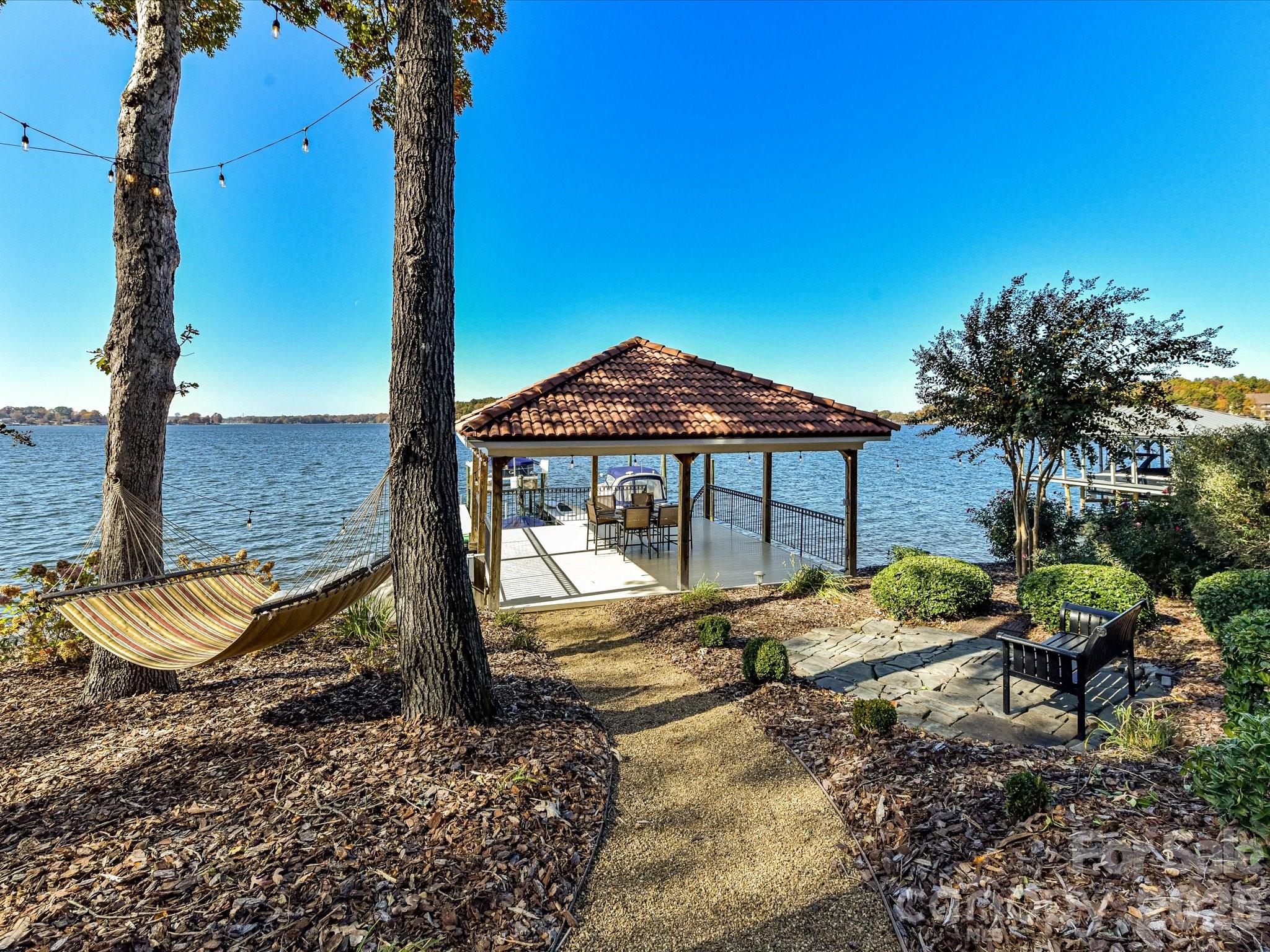 18103 Harbor Light Boulevard