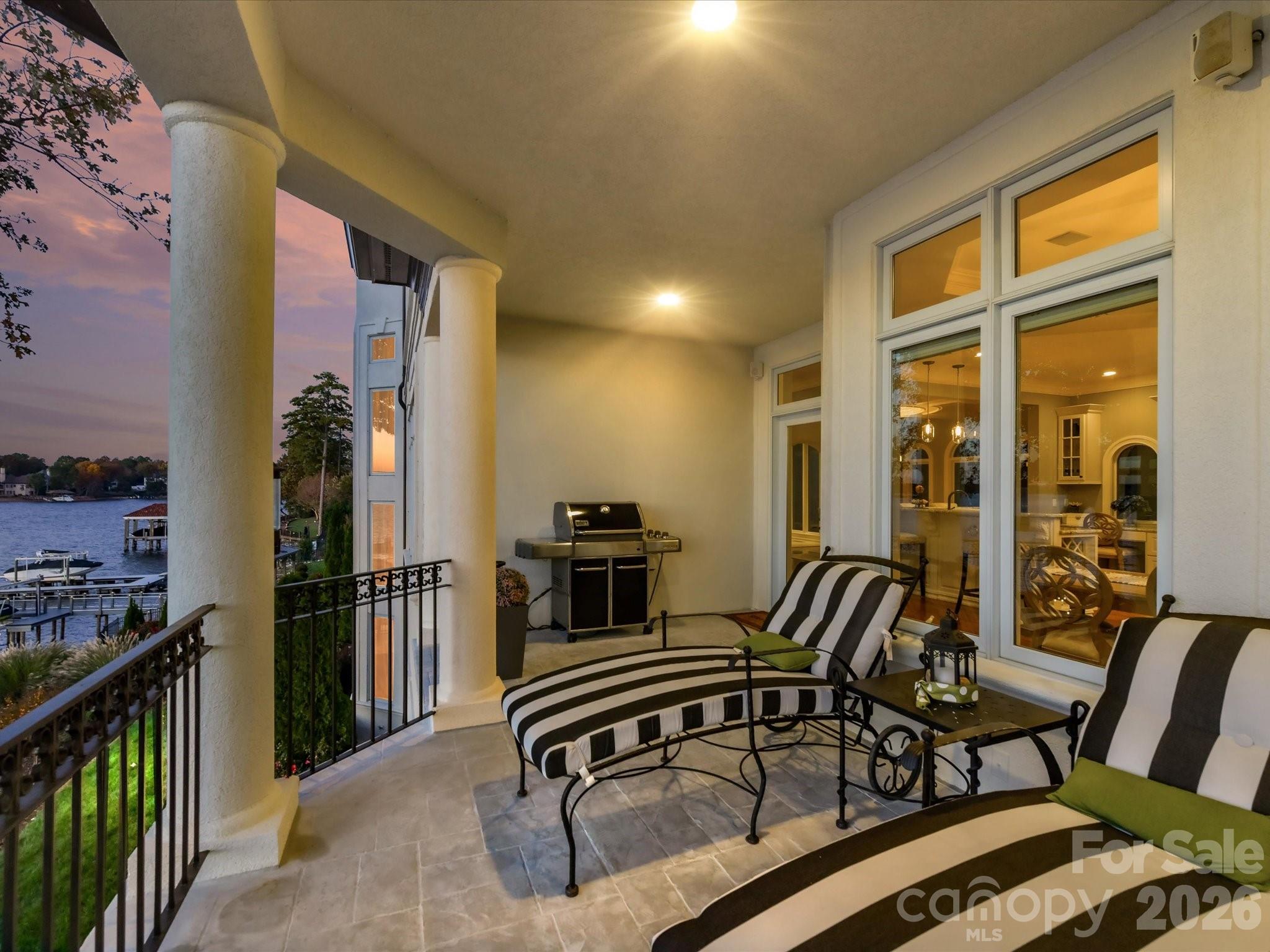 18103 Harbor Light Boulevard