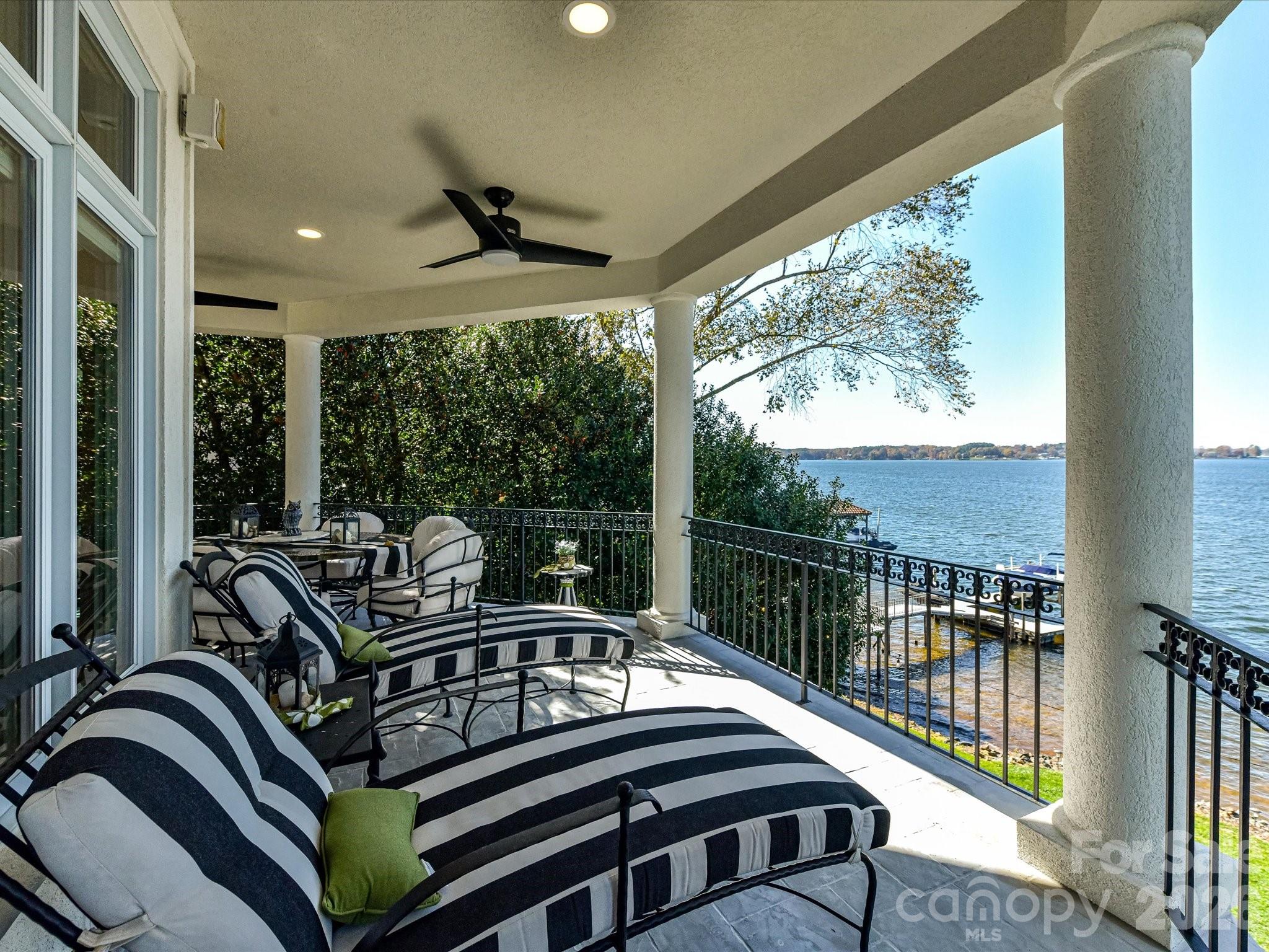 18103 Harbor Light Boulevard