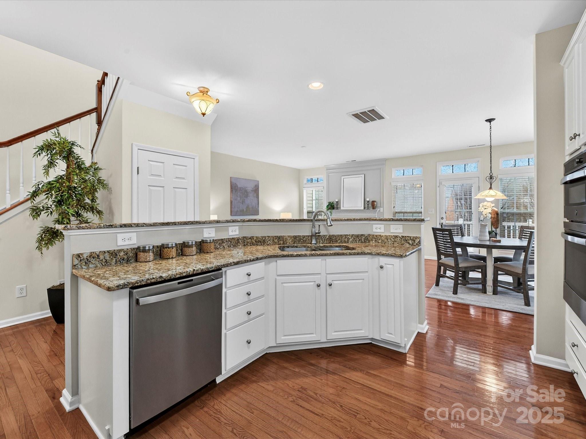 20523 Harbor View Drive