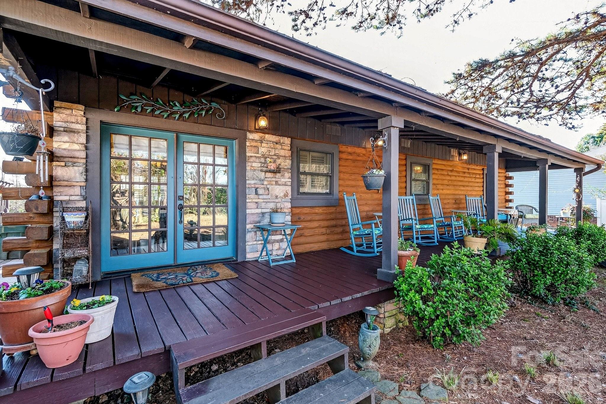 20935 Sierra Vista Drive