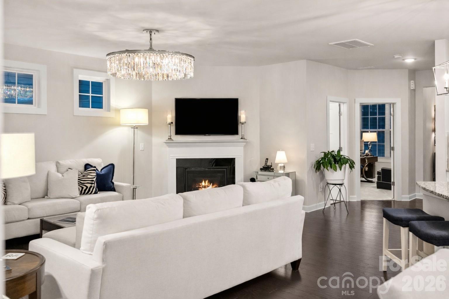 11916 Westbranch Parkway