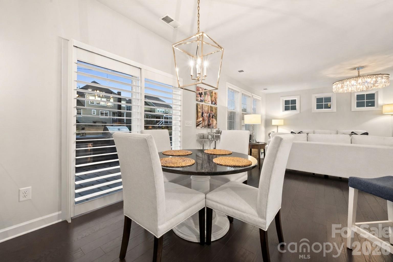 11916 Westbranch Parkway