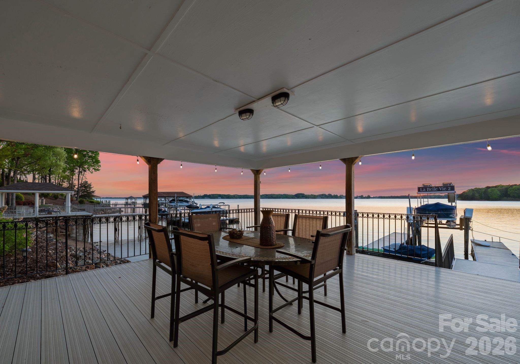 18103 Harbor Light Boulevard