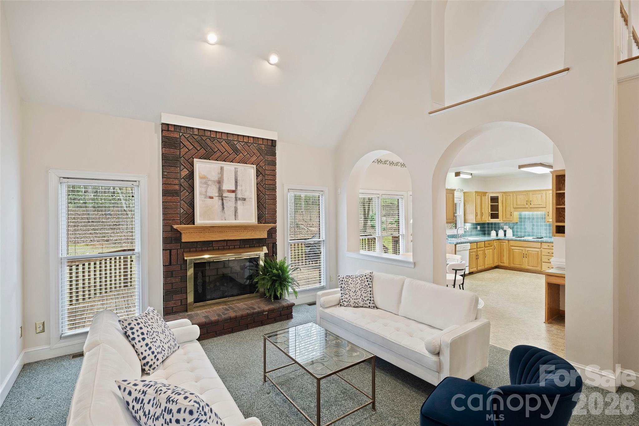 144 Pin Oak Lane