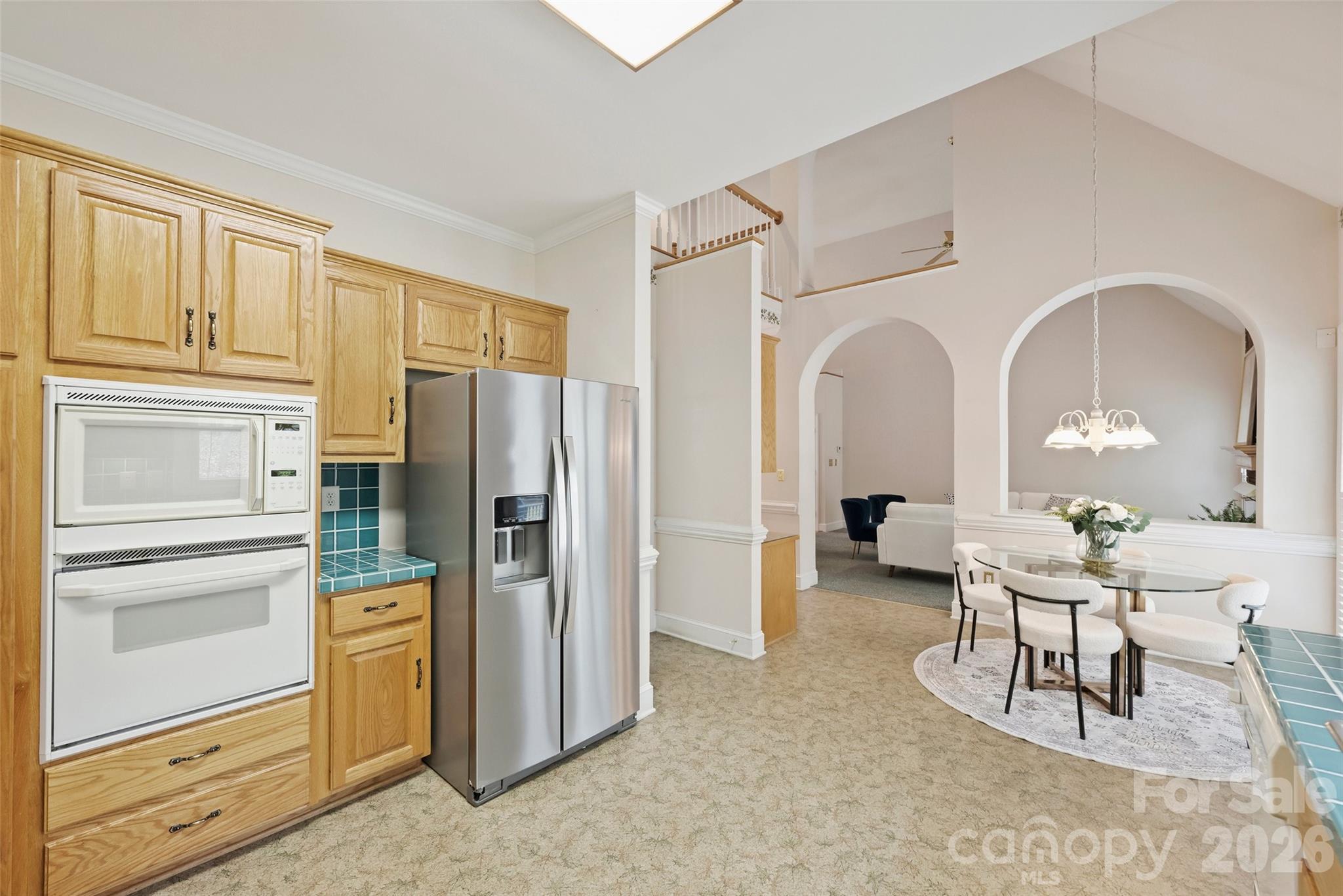 144 Pin Oak Lane
