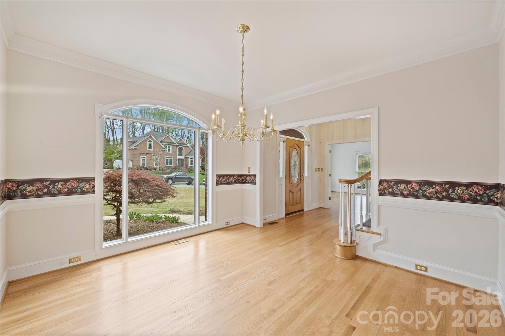 144 Pin Oak Lane
