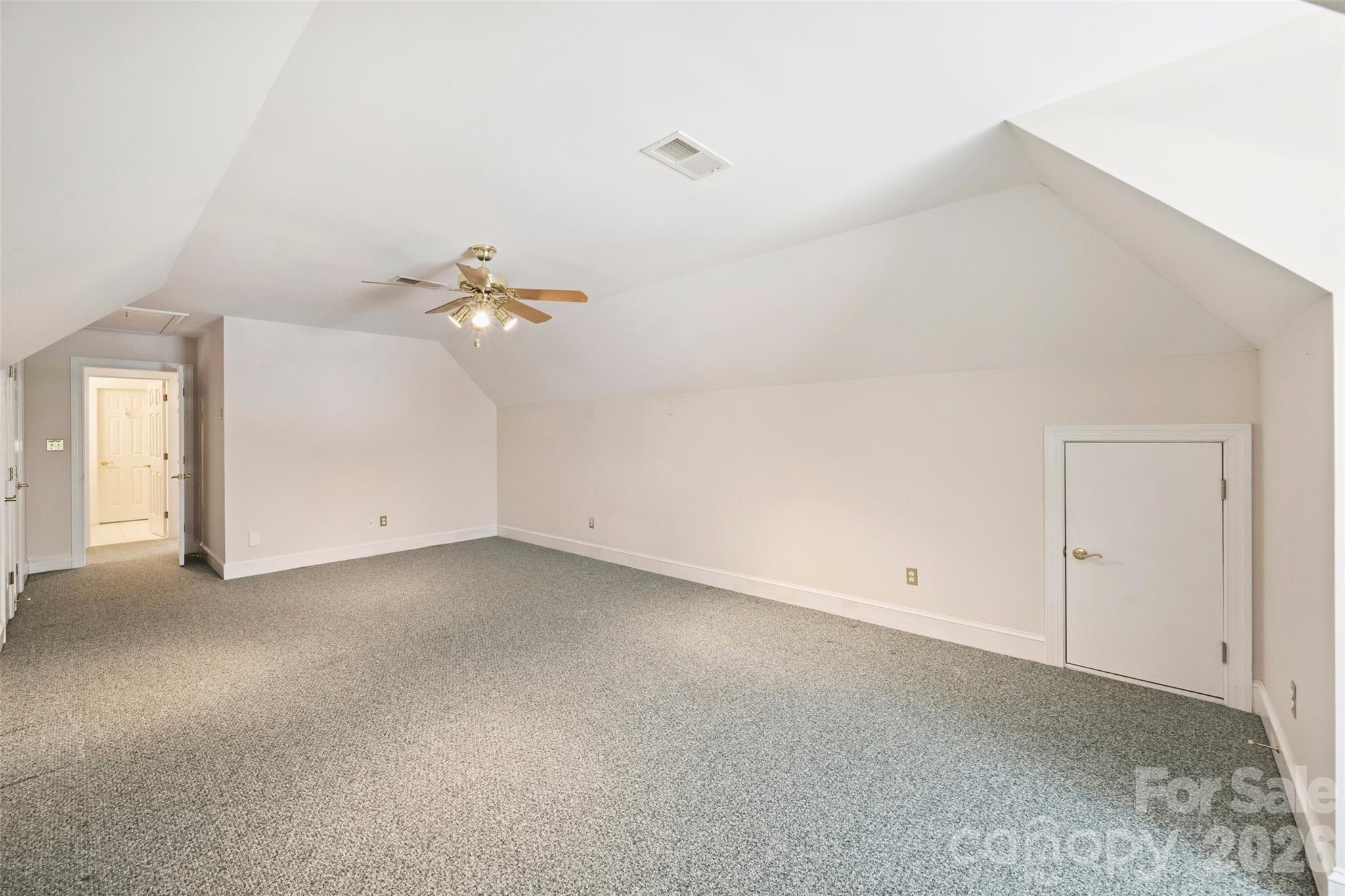 144 Pin Oak Lane