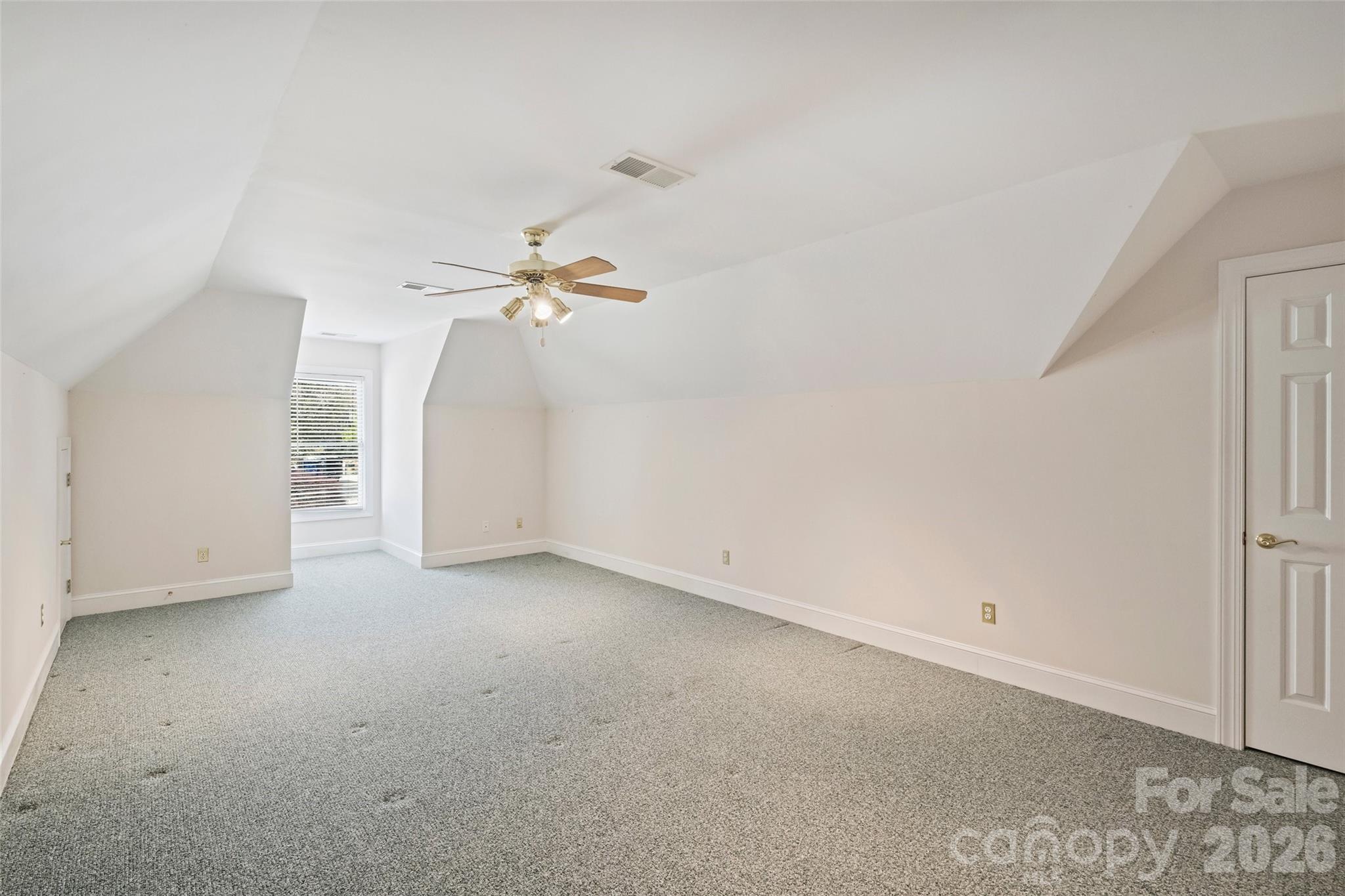 144 Pin Oak Lane