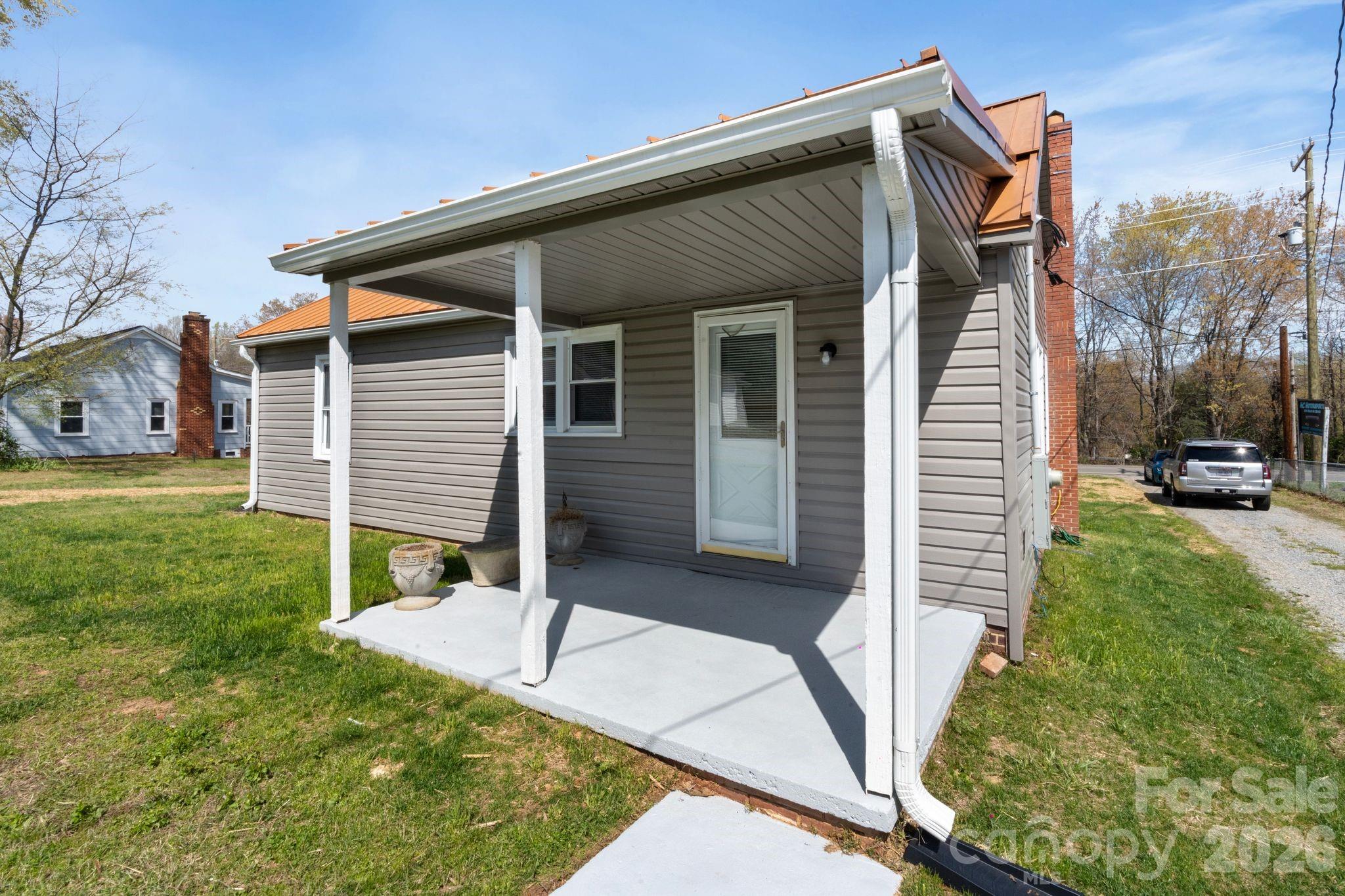 2106 Statesville Highway