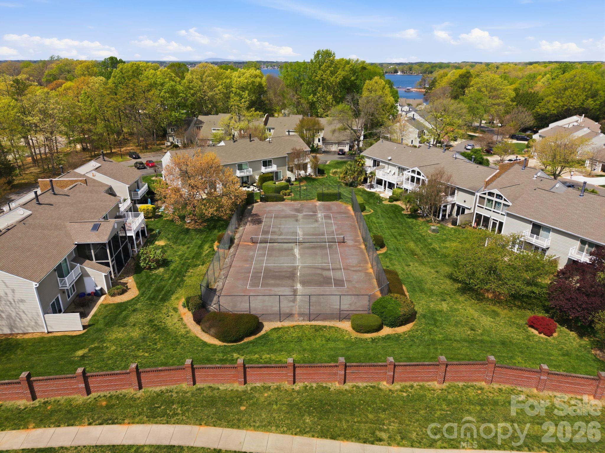 7613 Mariner Cove Drive