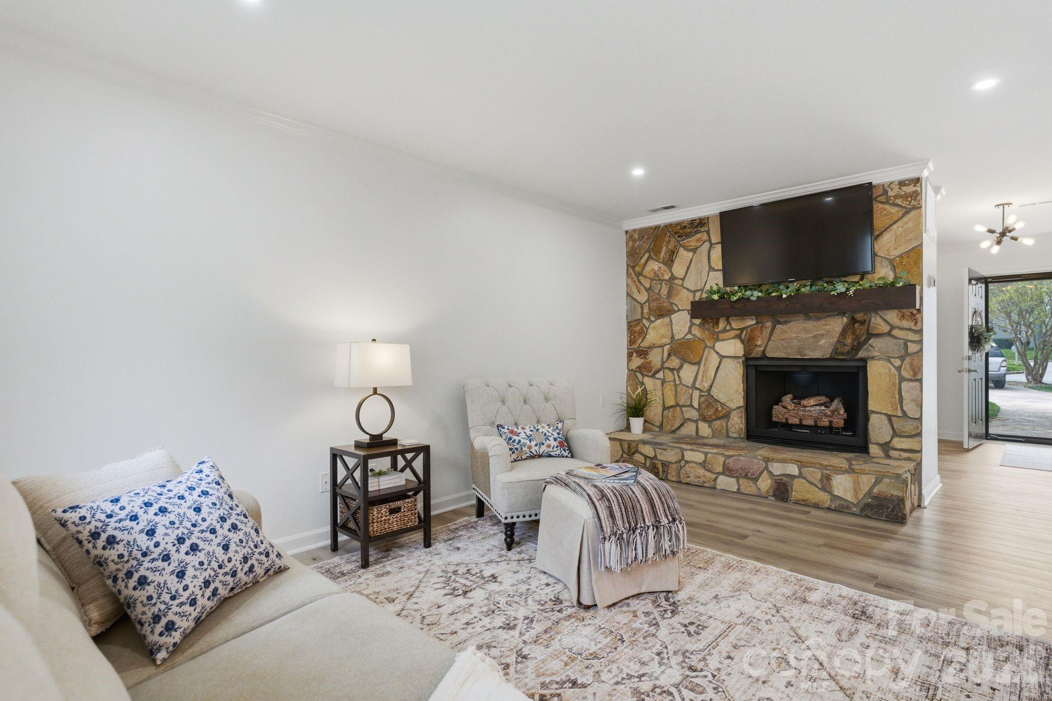7613 Mariner Cove Drive