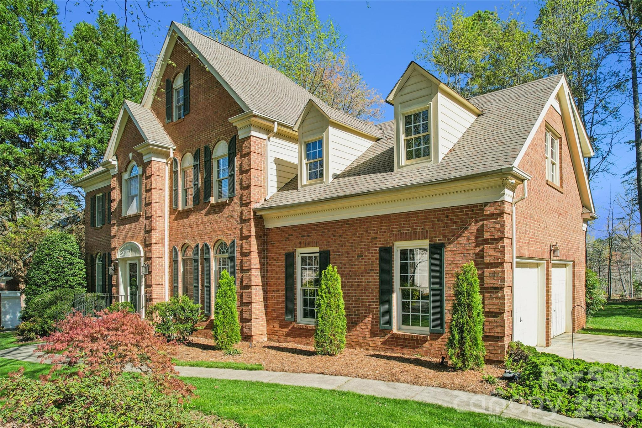 152 Lockerbie Lane
