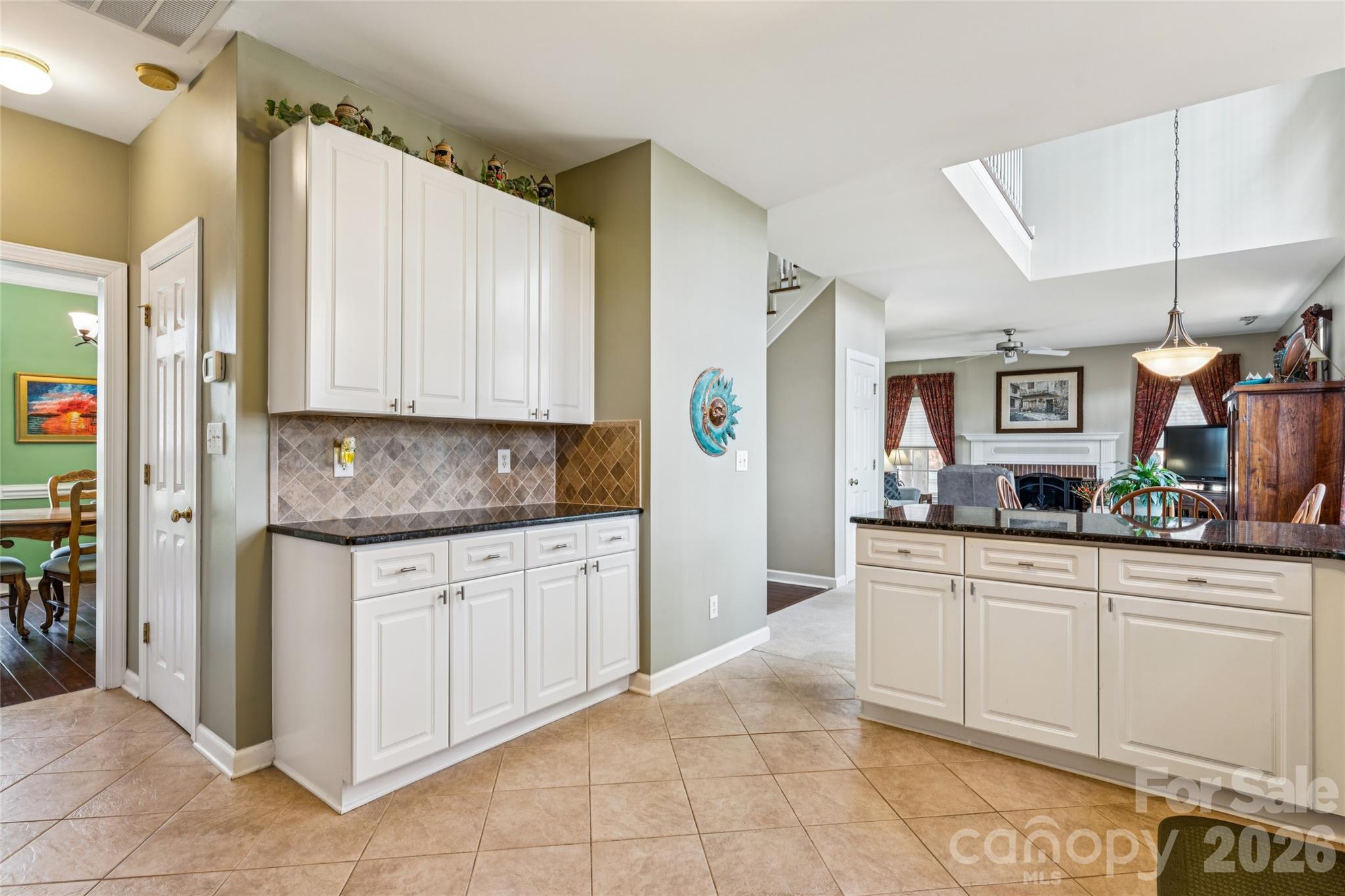 152 Lockerbie Lane